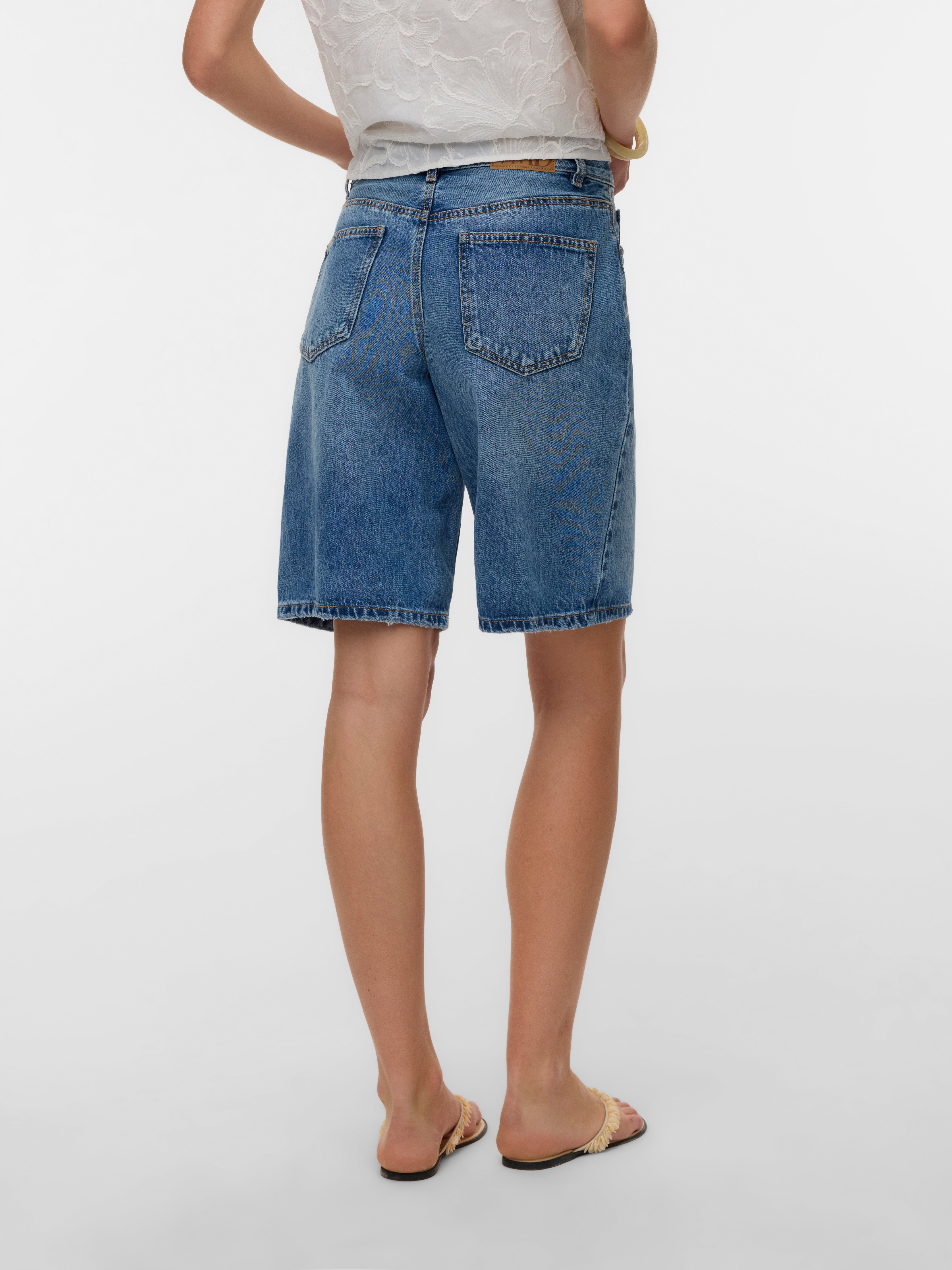 VERO MODA® VMRAILA Denim shorts