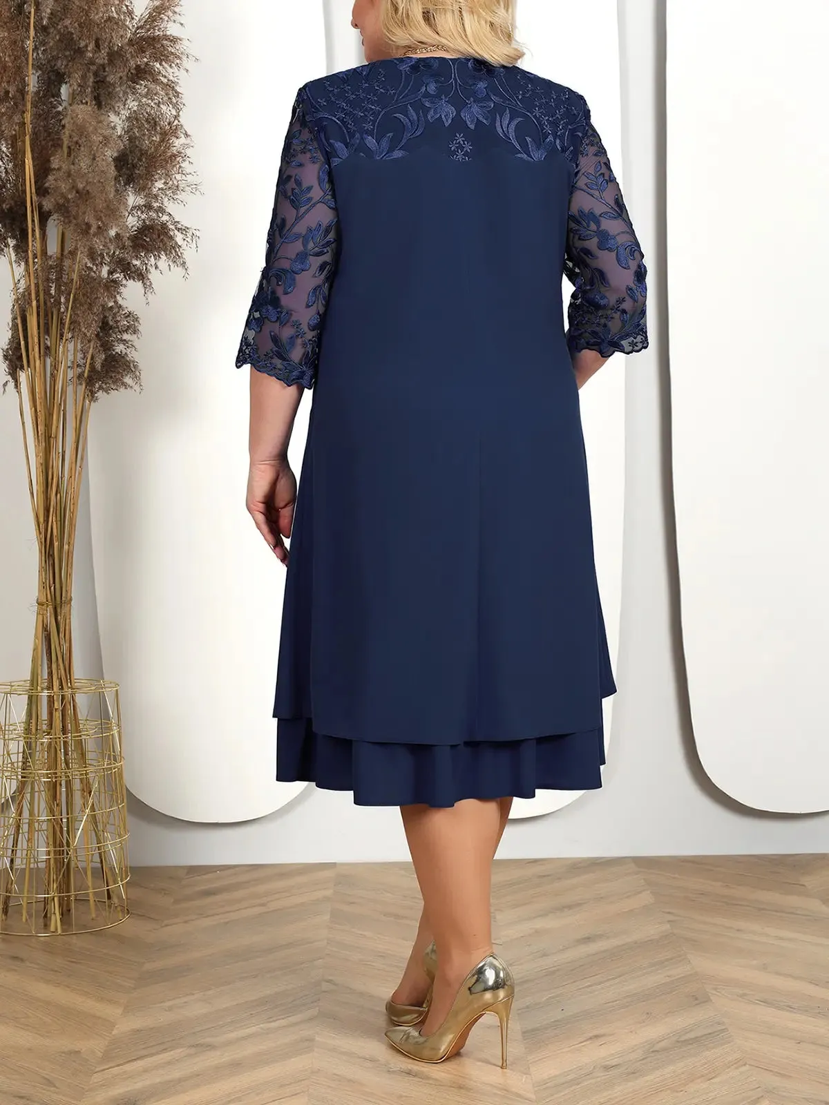 Sophie Paris I Plus Size Robe à fleurs brodées