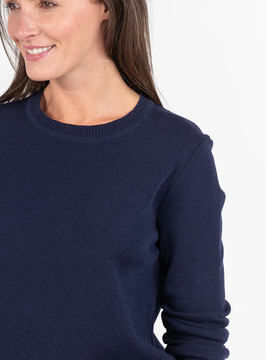Pull femme en laine mérinos col rond bleu marine
