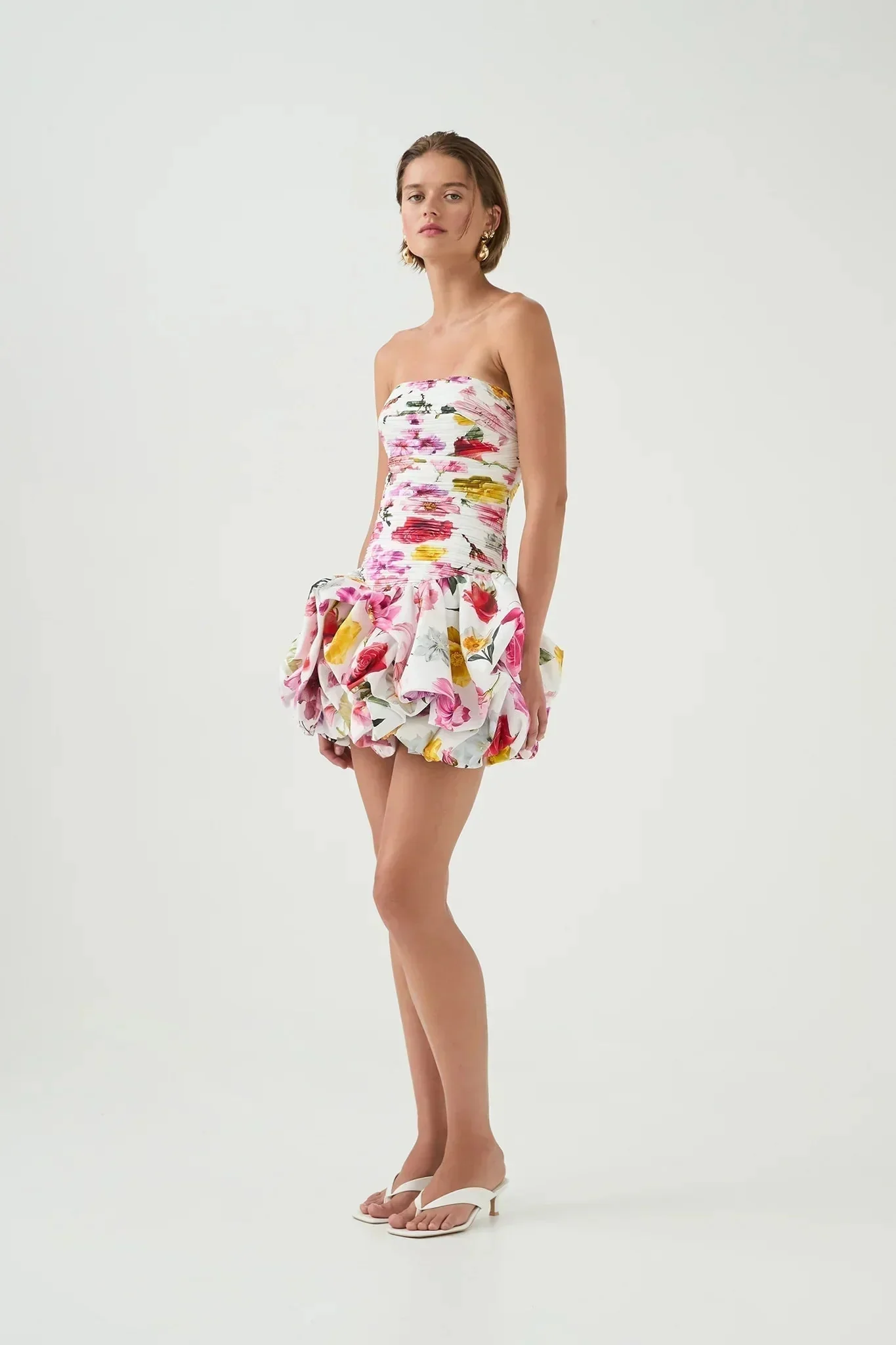 Robe de soirée courte blanche pour femme avec ourlet bouffant