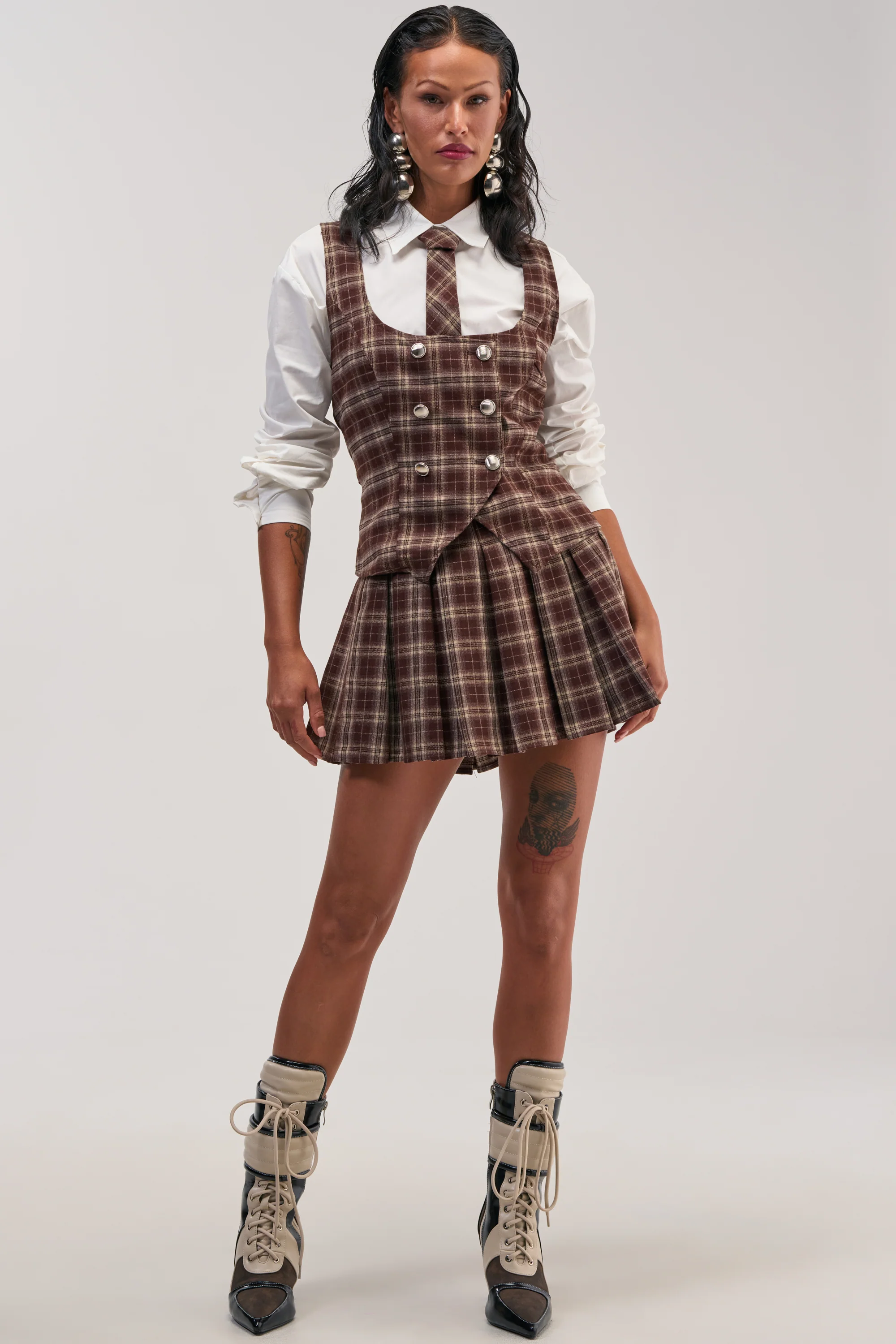 SCHOOL GIRL VIBES MINI SKIRT - Akira Store