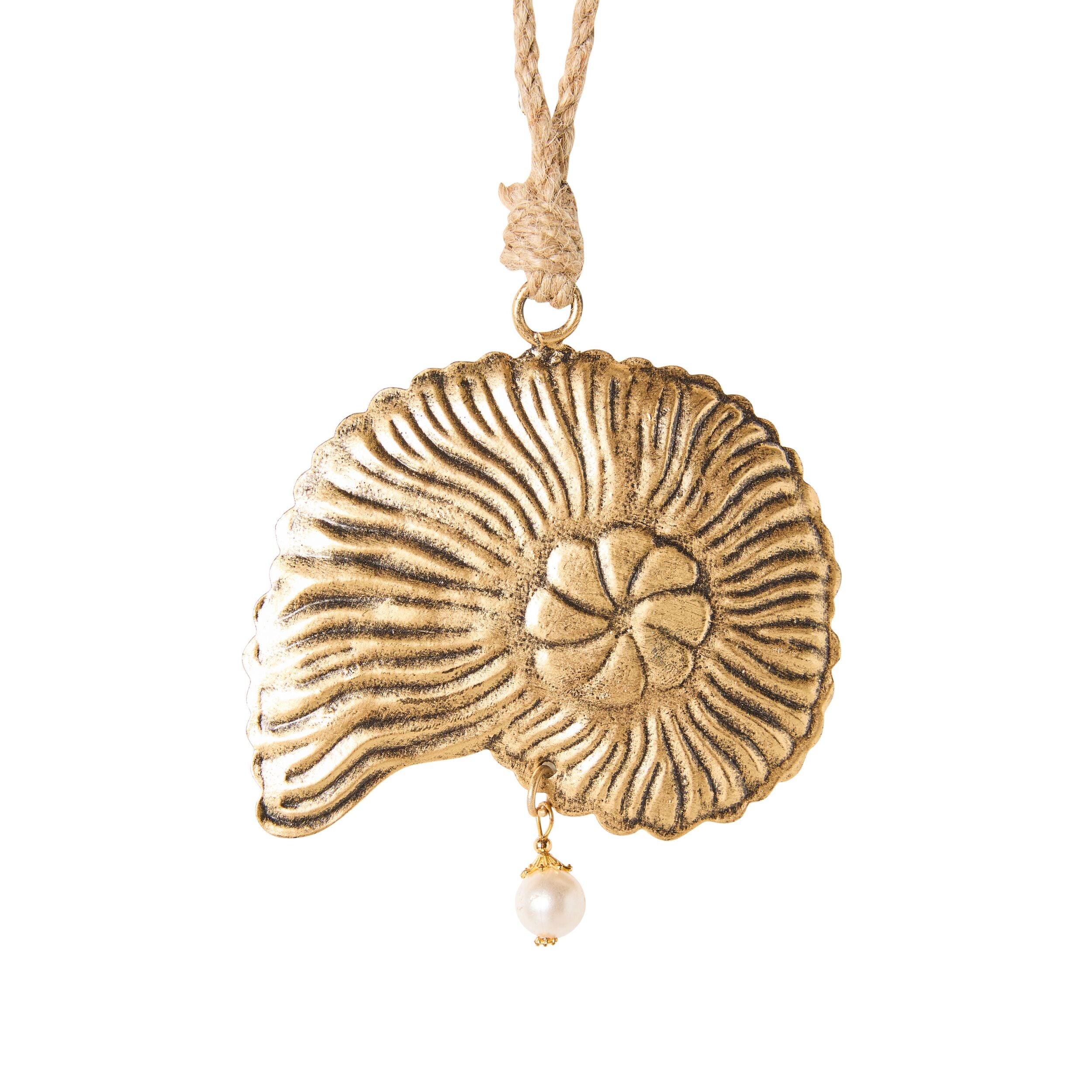 Heirloom Shell Christmas Ornament