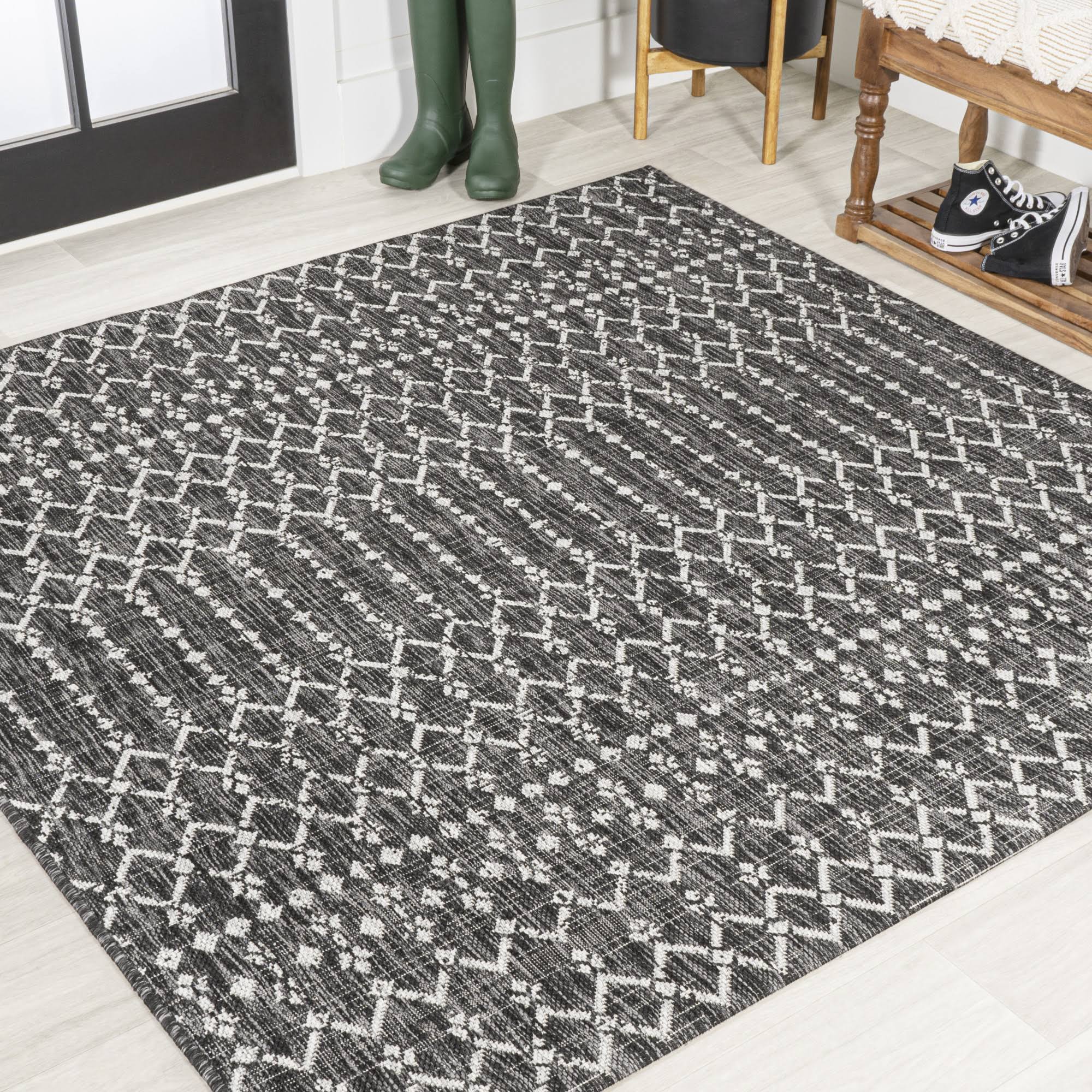Jonathan Y Ourika Moroccan Geometric Textured Weave Black/Gray 5' Square Indoor/Outdoor Area Rug