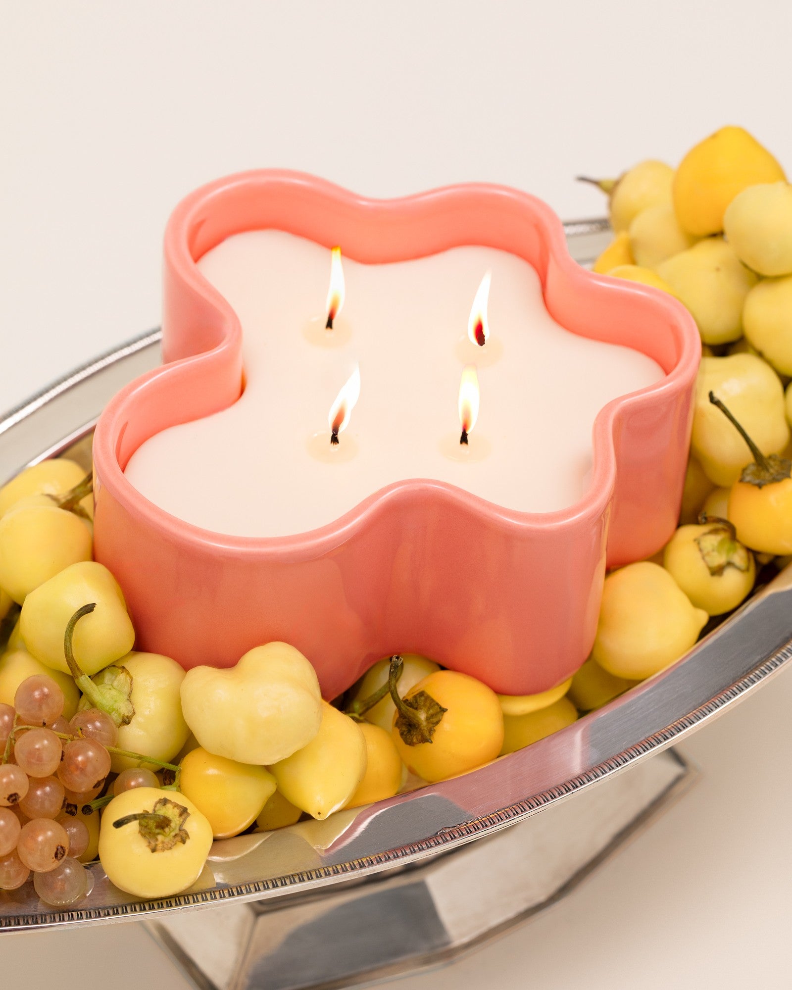 MAM X JU SCHNEE VIPARITA SCENTED CANDLE 
