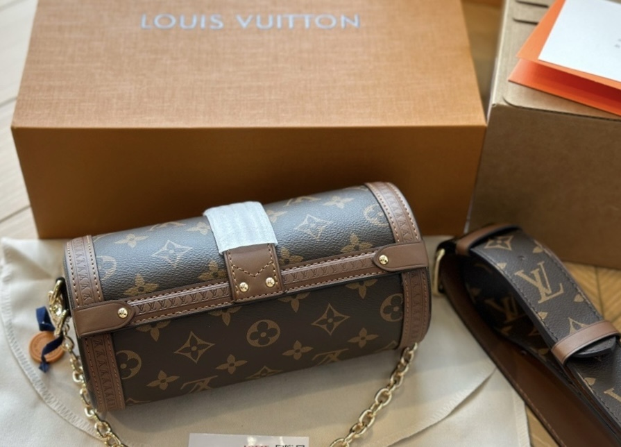 L Papillon Trunk