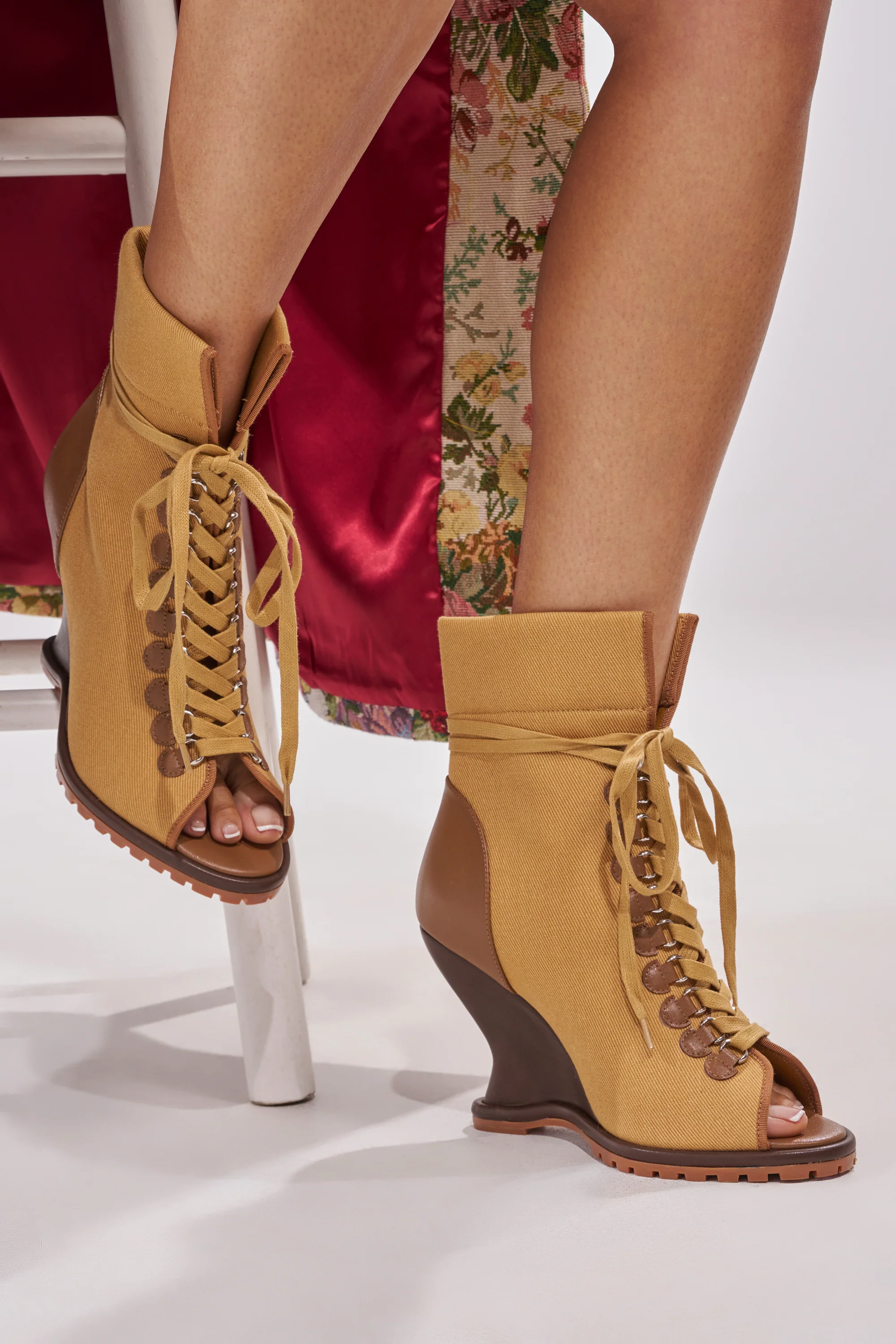 AZALEA WANG PINGREE BROWN OPEN TOE WEDGE BOOTIE - Akira Store