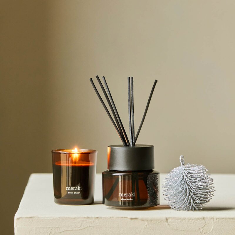 Gavesett med diffuser 100 ml og duftlys 60g Silent Amber