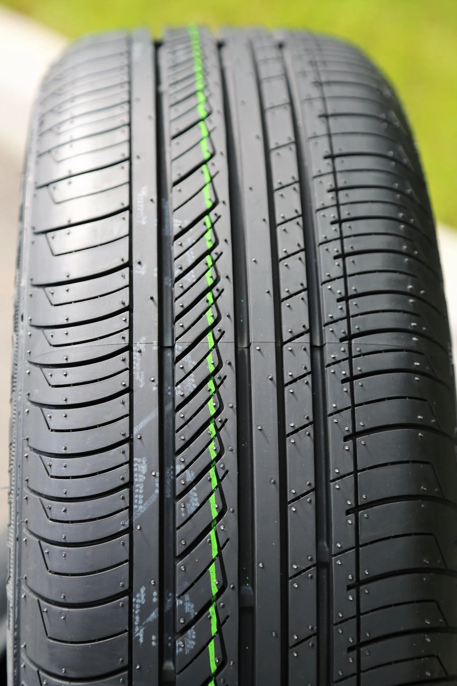 Set of 4 Ecosa 175/70R13 82H a/s All Season Tires - Image 8