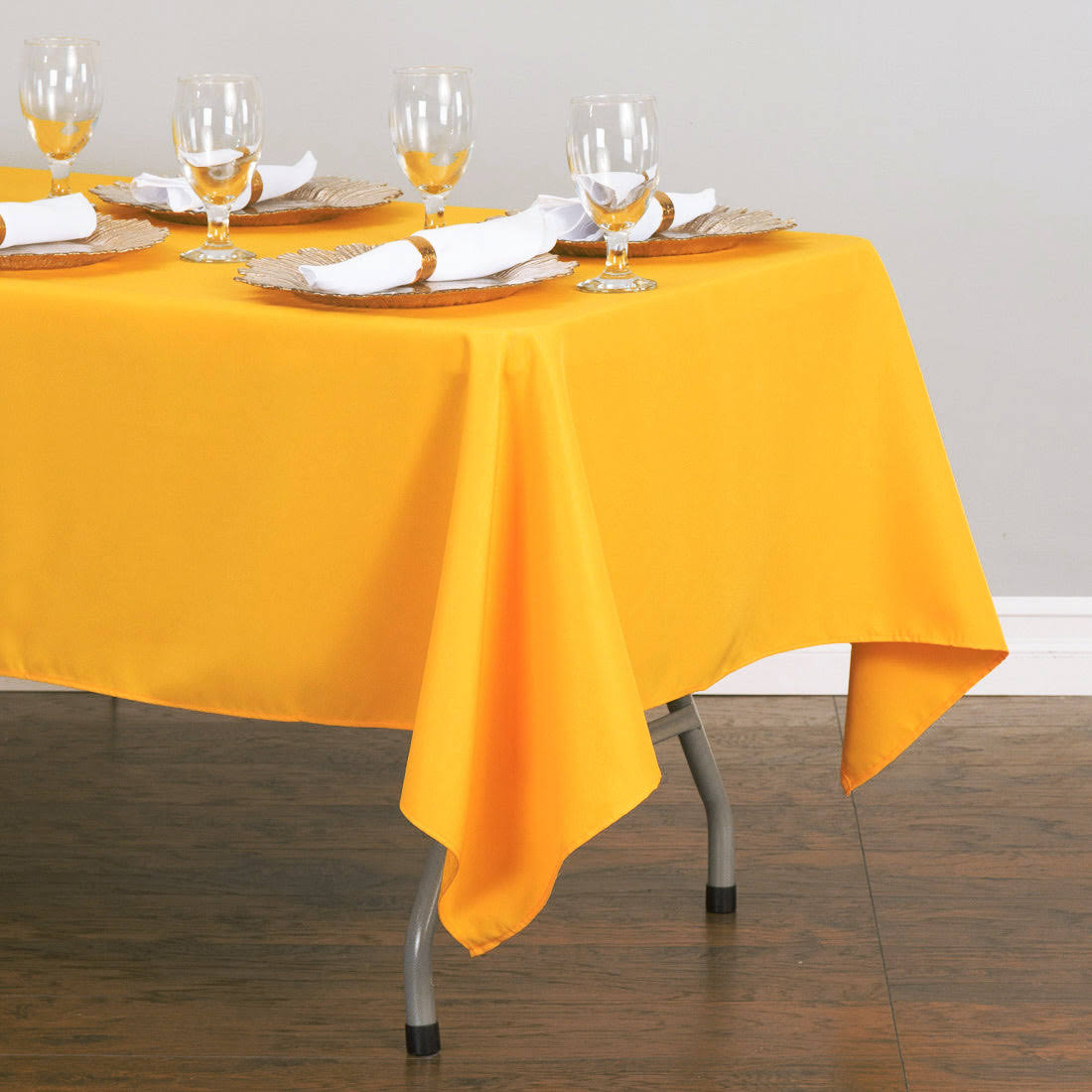 Linentablecloth 60 x 102 in. Rectangular Polyester Tablecloth Gold