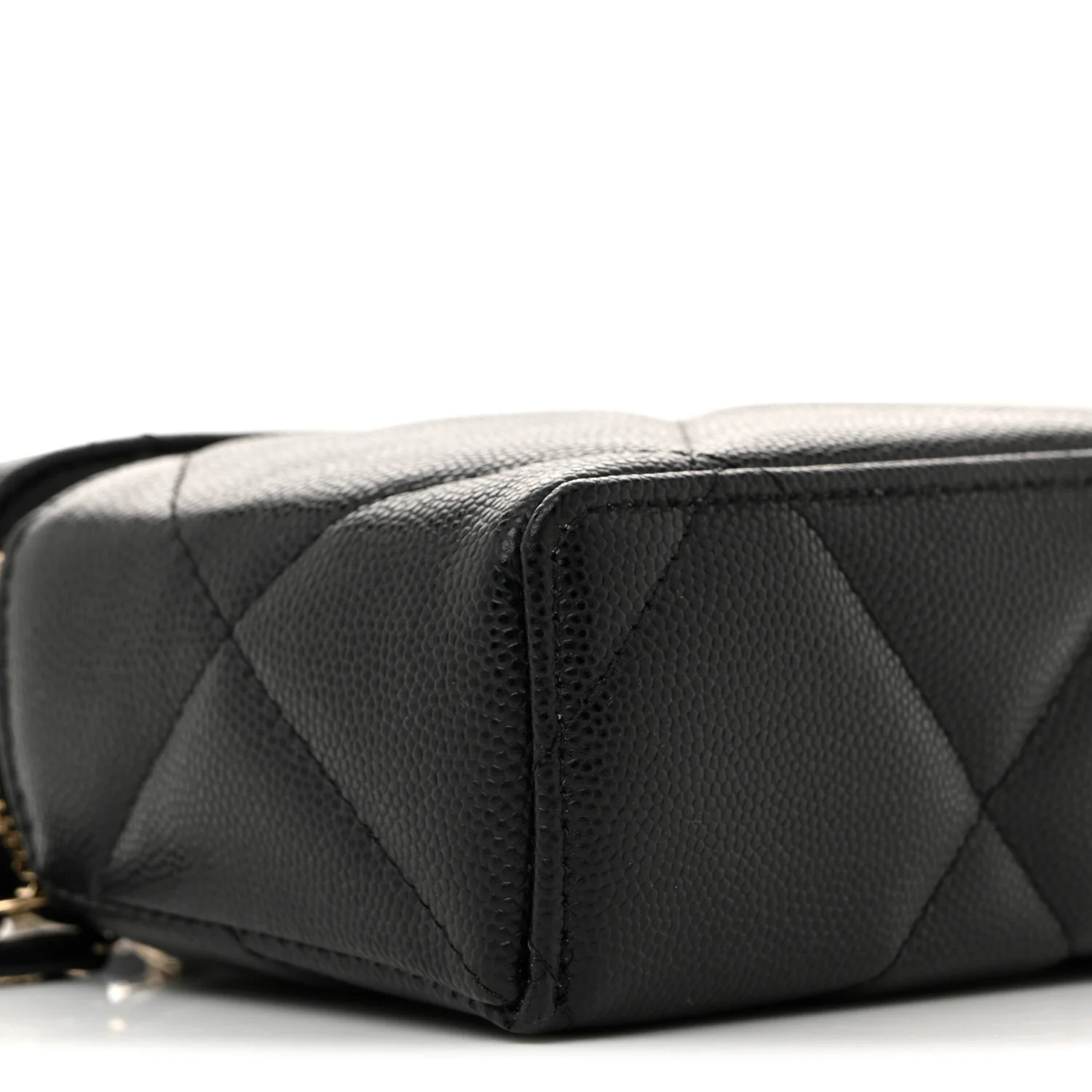 Caviar Quilted Top Handle Slim Vanity With Chain Black