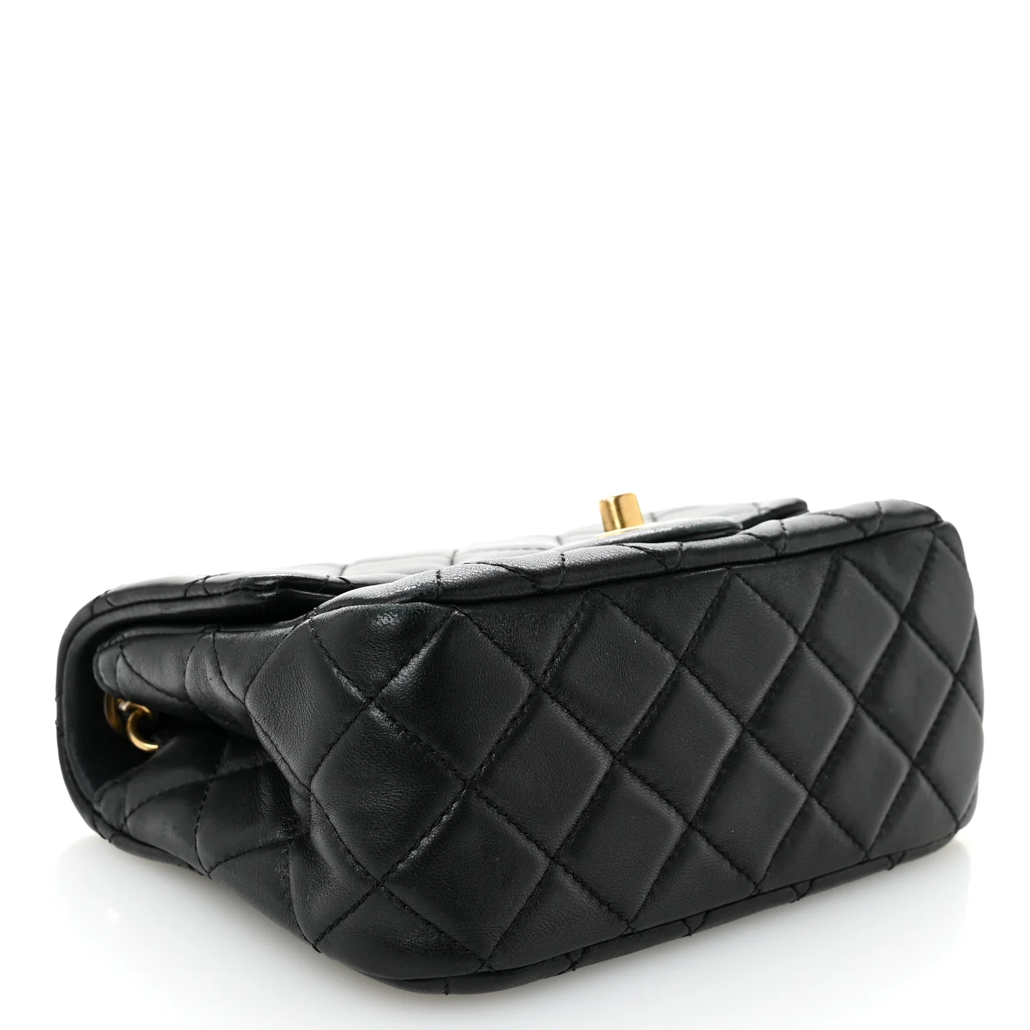 Lambskin Quilted Mini Pearl Crush Flap Black