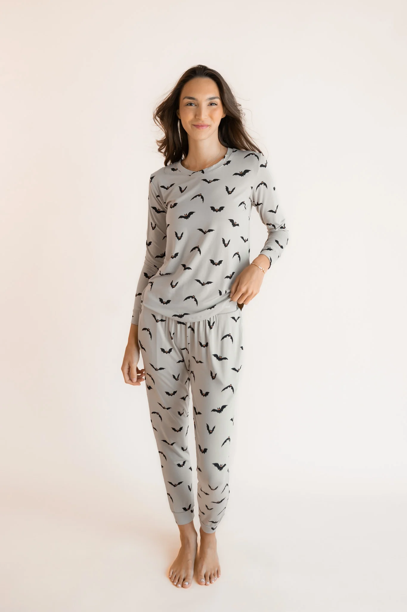 Women's Jogger Pajama Set in Bats