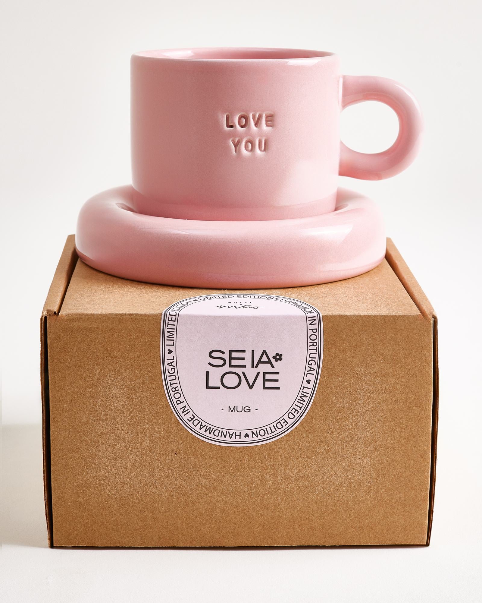 SEIA MUG & SAUCER LOVE PINK