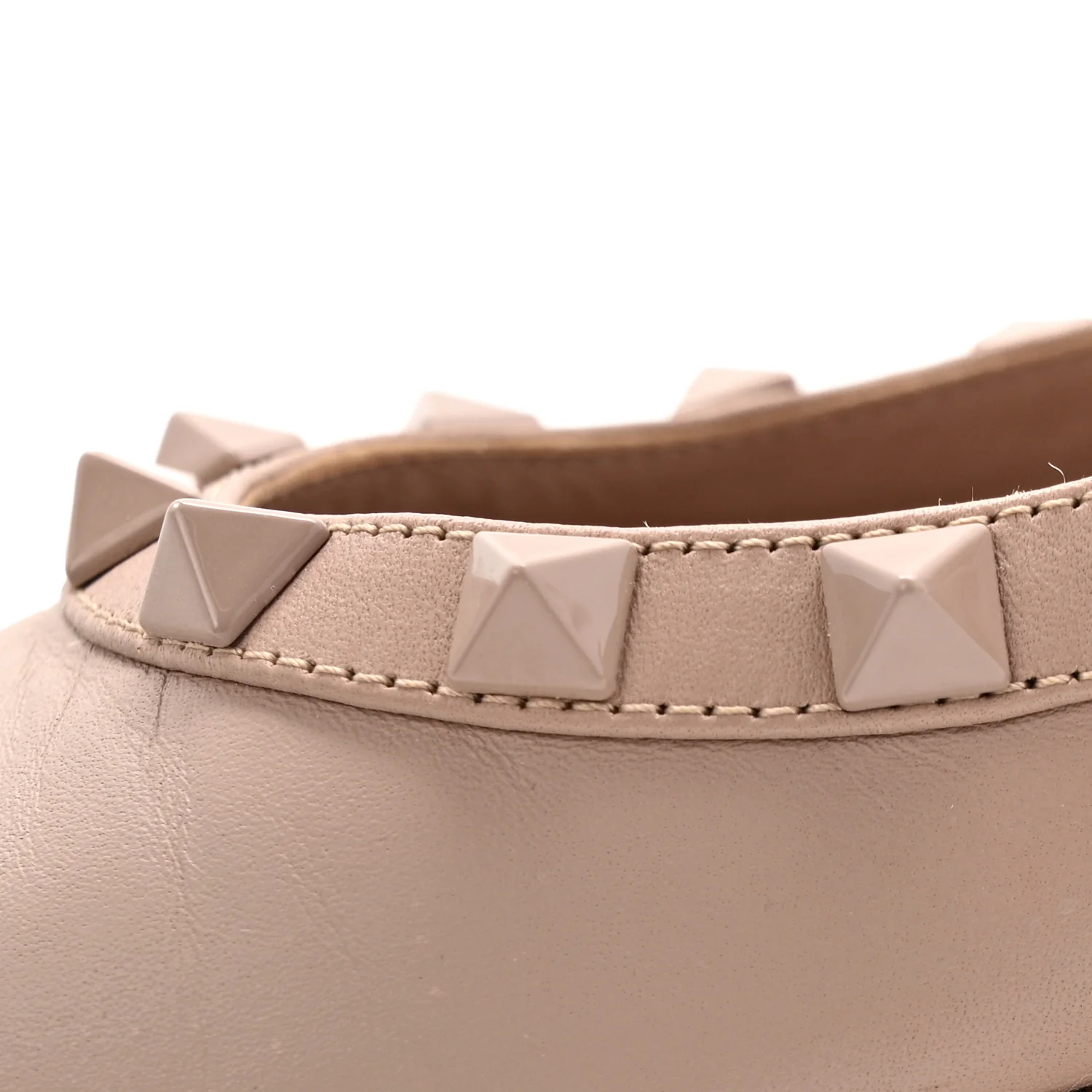 Calfskin Lacquered Monochrome Rockstud Ballerina Flats 38 Poudre