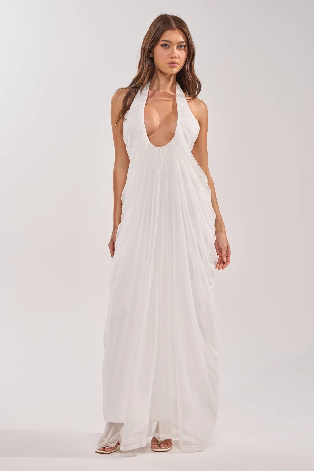 RAMONA PLEATED MAXI DRESS IN WHITE - Akira Store
