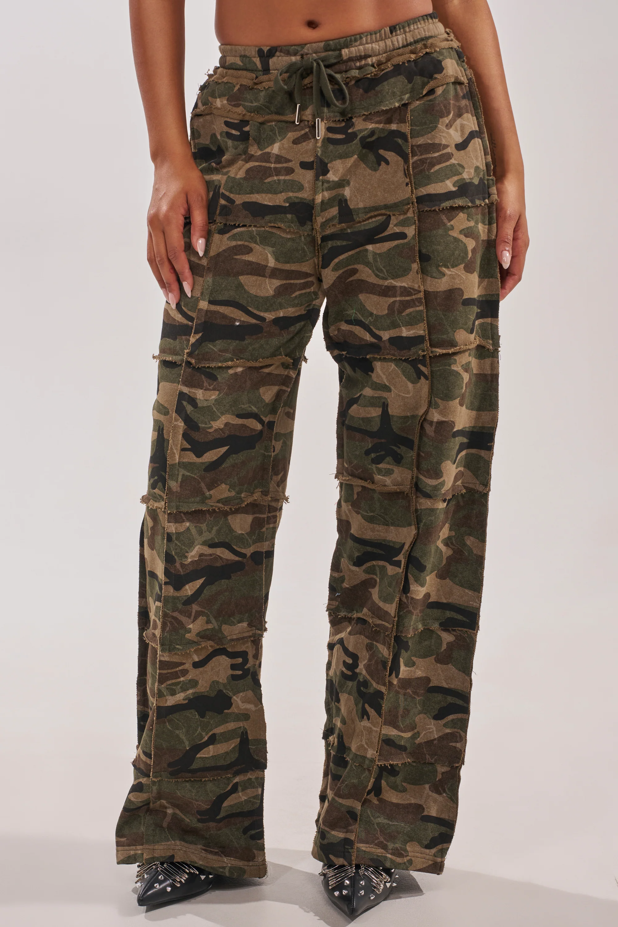 CAN'T SEE ME CAMO JOGGER - Akira Store
