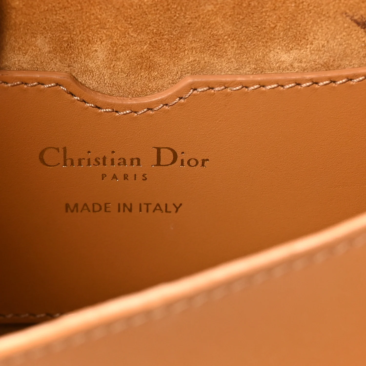 Box Calfskin Medium Bobby Flap Camel
