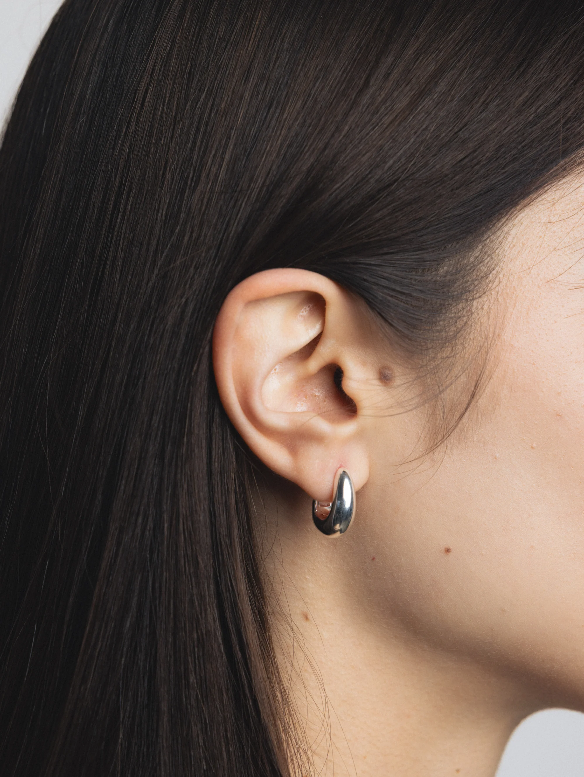 Gemma Hoops in Sterling Silver