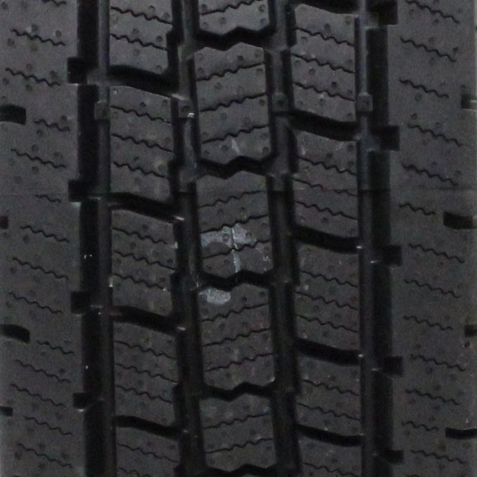 Set of 2 Cooper Discoverer HT3 LT235/75R15 104/101R C Tires