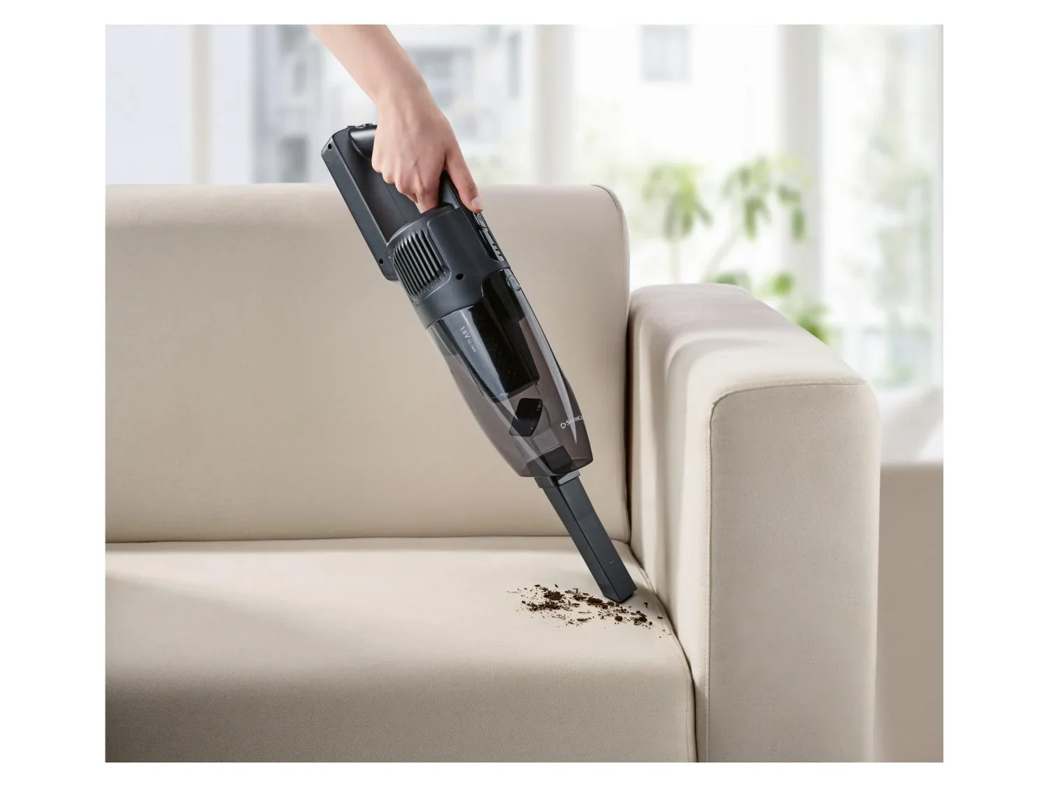 SILVERCREST Aspirateur balai 2 en 1