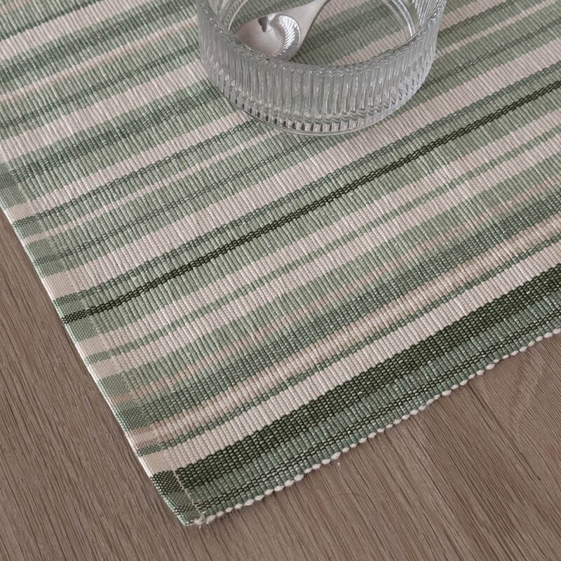 Vibeke Klint bordbrikke tynn stripe 33x48 cm green