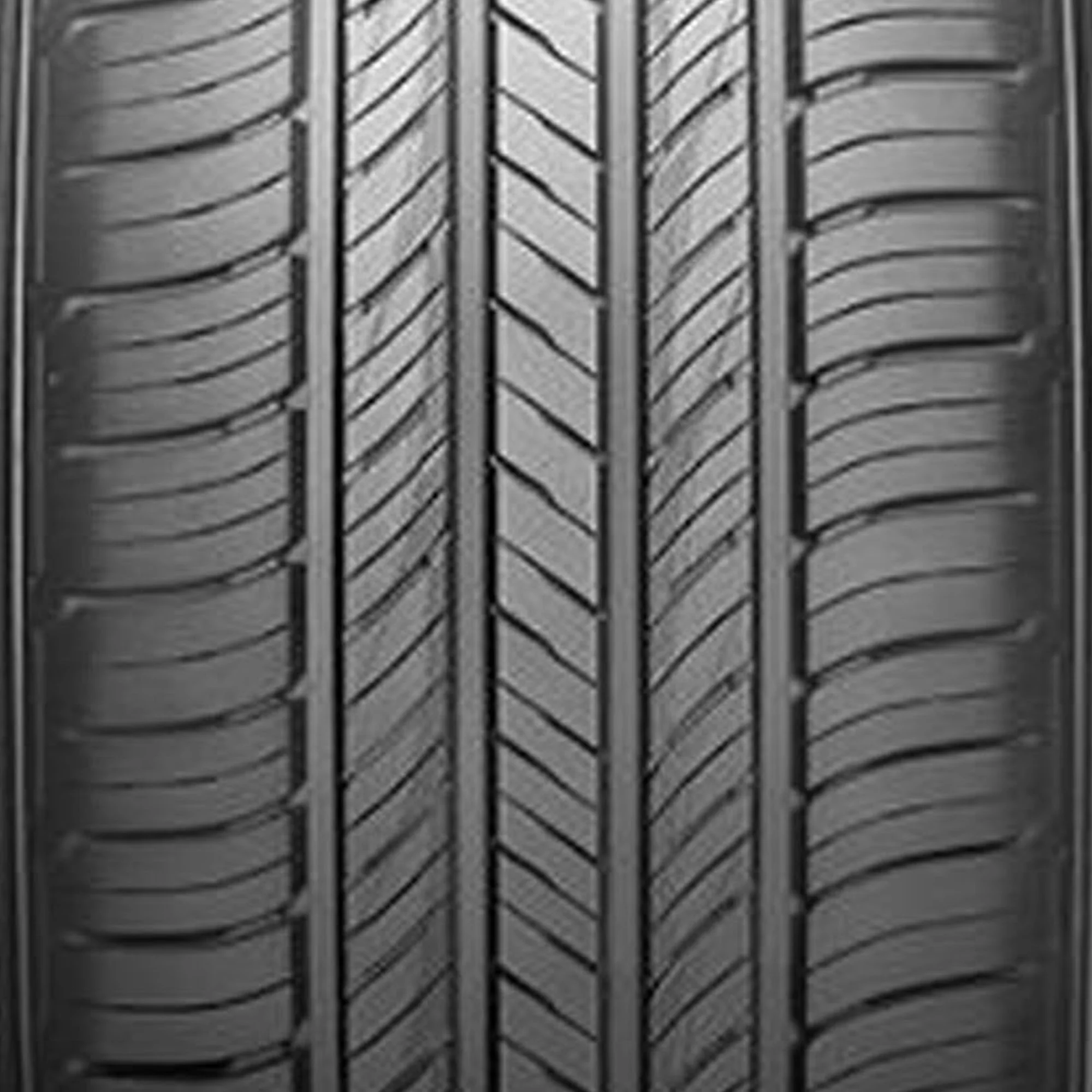 Kumho Crugen HP71 All-Season 235/65R17 104H SUV/Crossover Tire