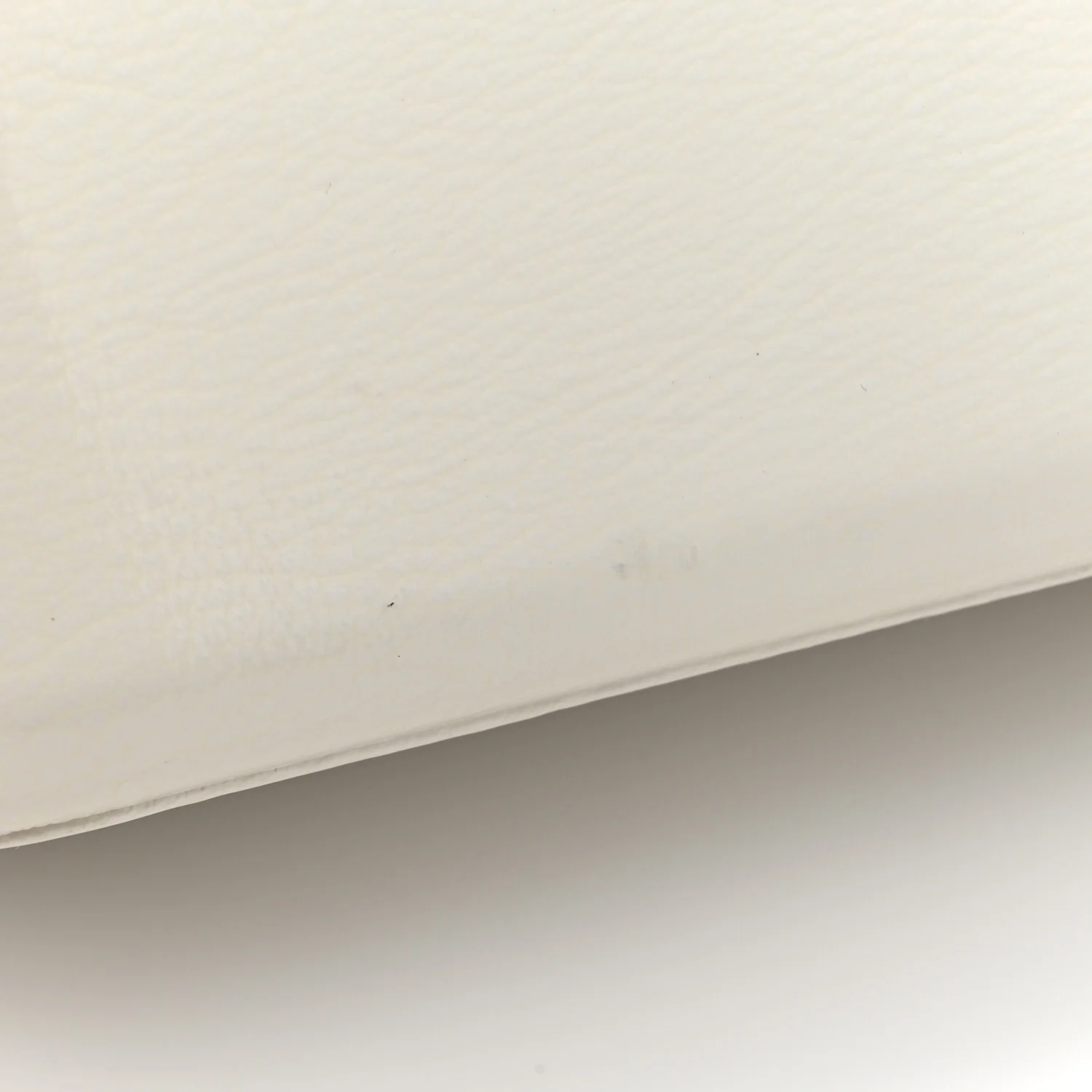Patent Goatskin Quilted Medium Gabrielle Hobo White