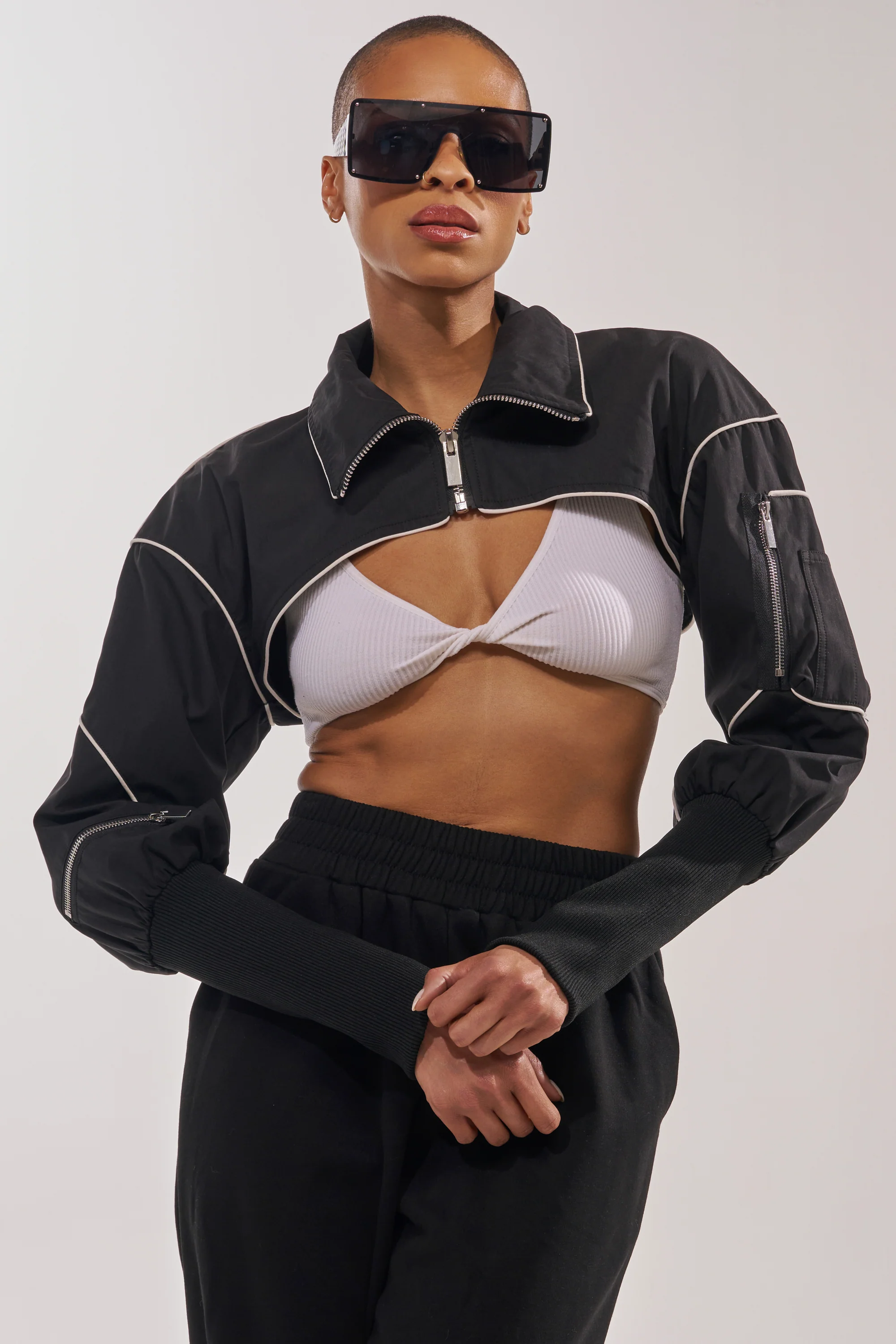 NOW YOU SEE ME SPORTY BOLERO - Akira Store