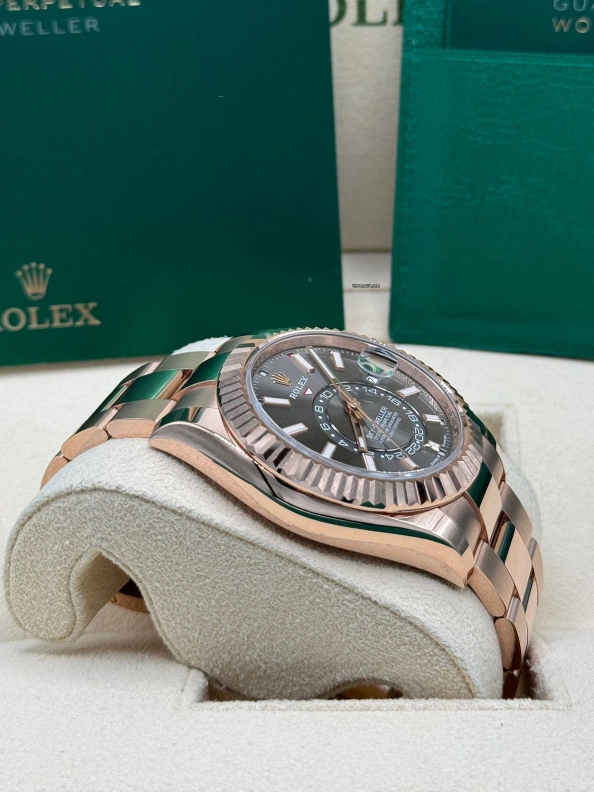[Super Clone]RLX  Sky-Dweller 42mm Rose Gold Rhodium Dial Oyster - 336935