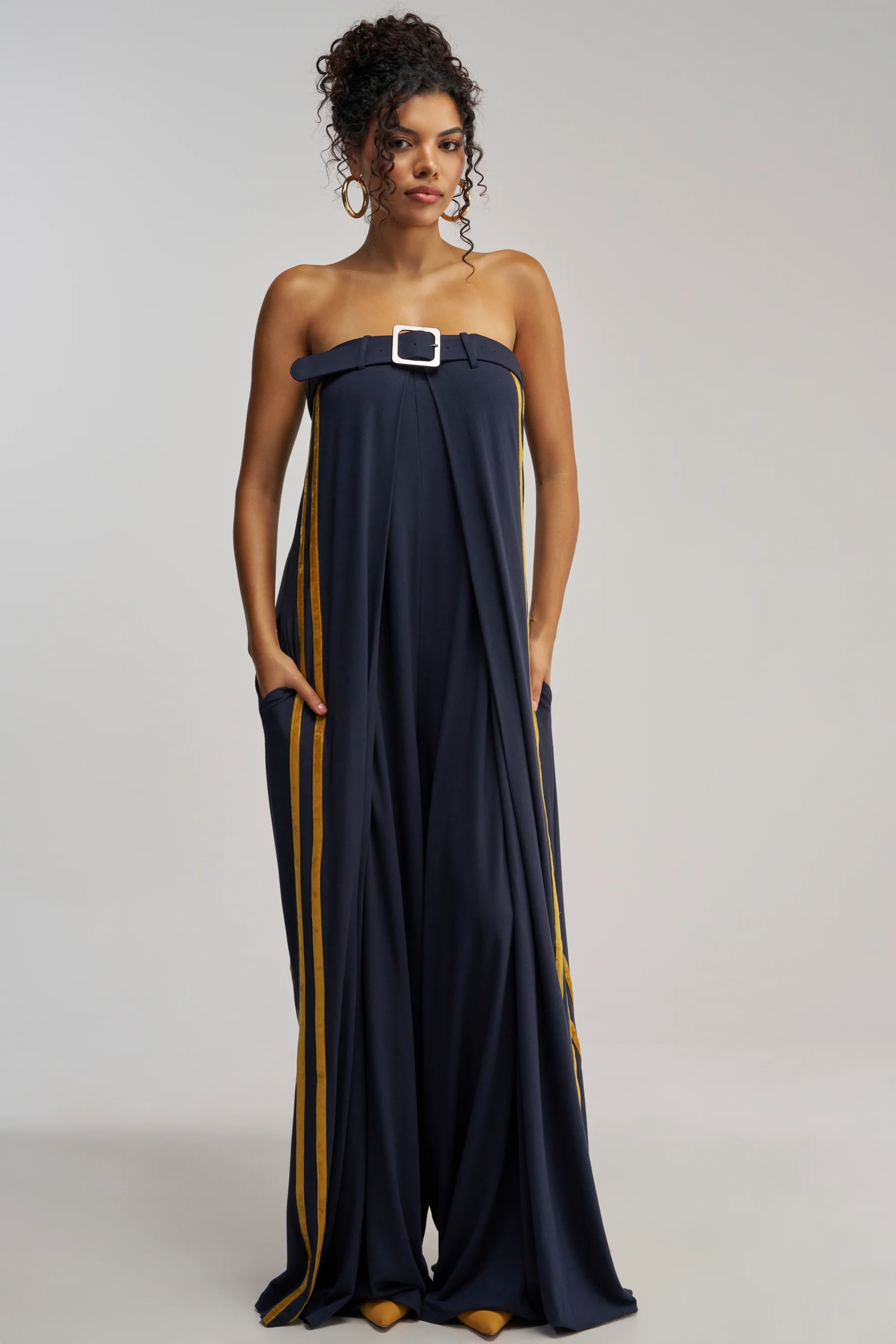 RUN THE SHOW JUMPSUIT IN NAVY - Akira Store