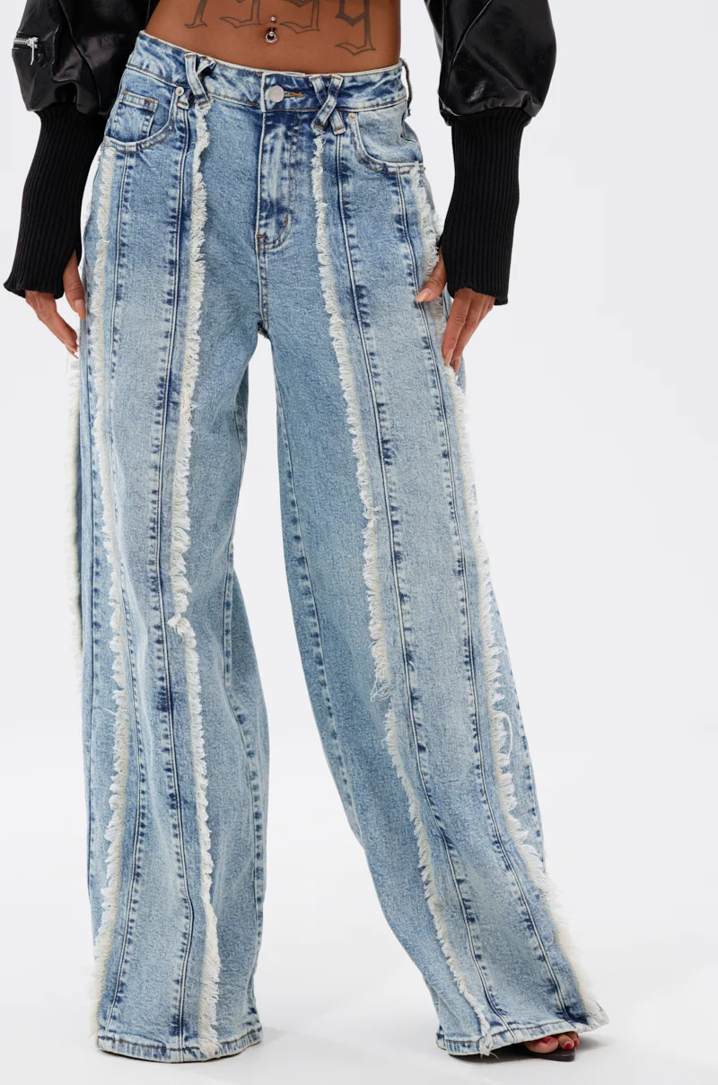 WHO KNOWS DISTRESSED WIDE LEG DENIM - Akira Store