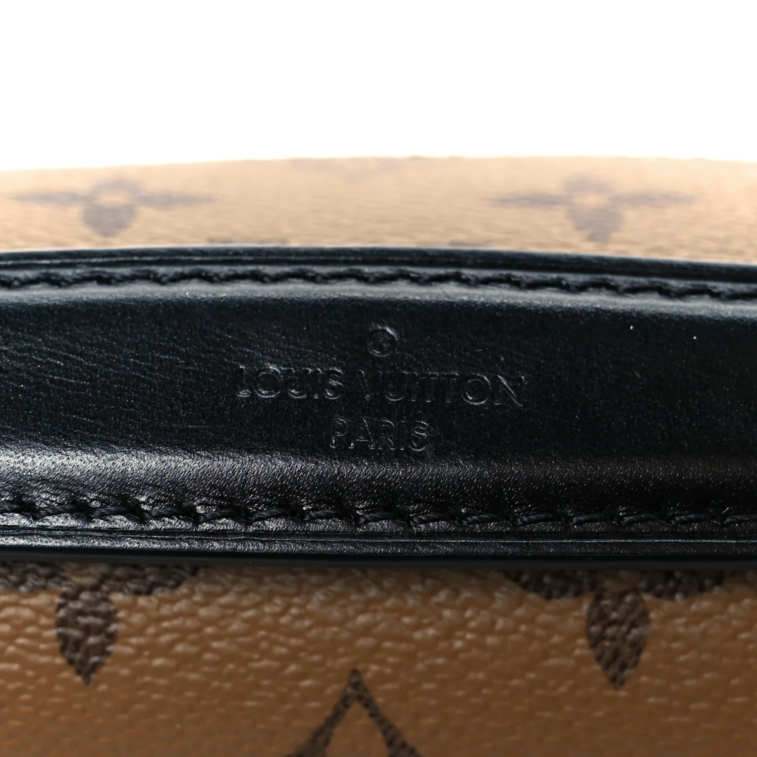Reverse Monogram Pochette Metis