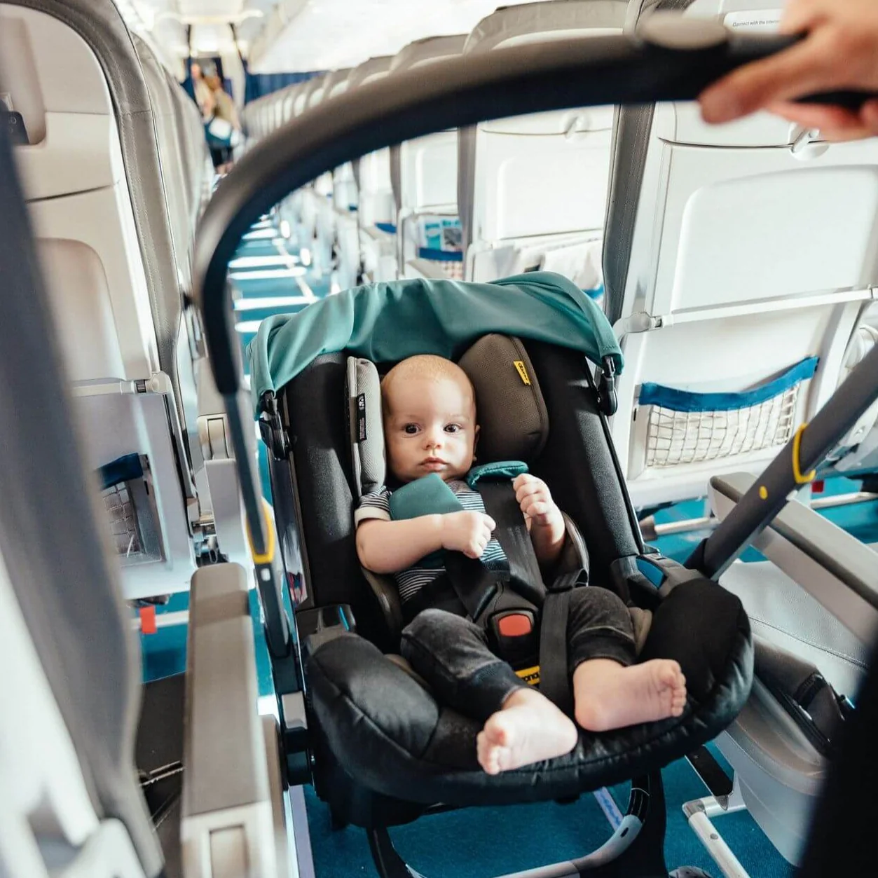 Siège auto et poussette pour bébé Doona 2025 avec base