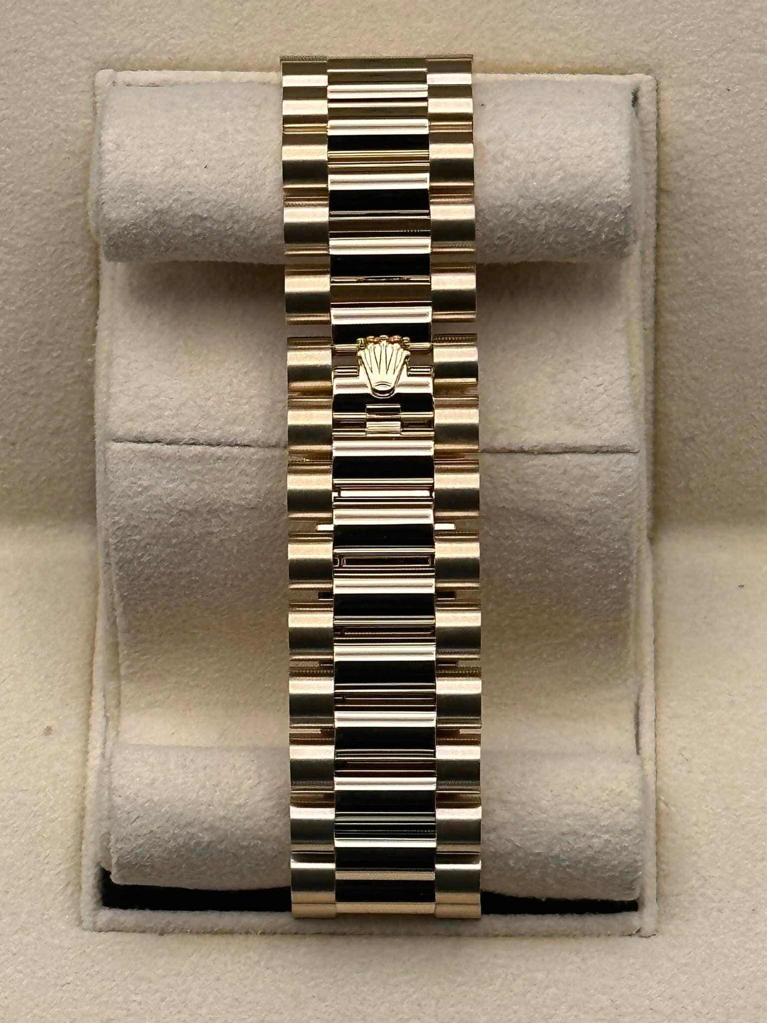 2020 ロレックス デイデイト 40mm 228238 プレジデンシャル シャンパンダイヤルRolex