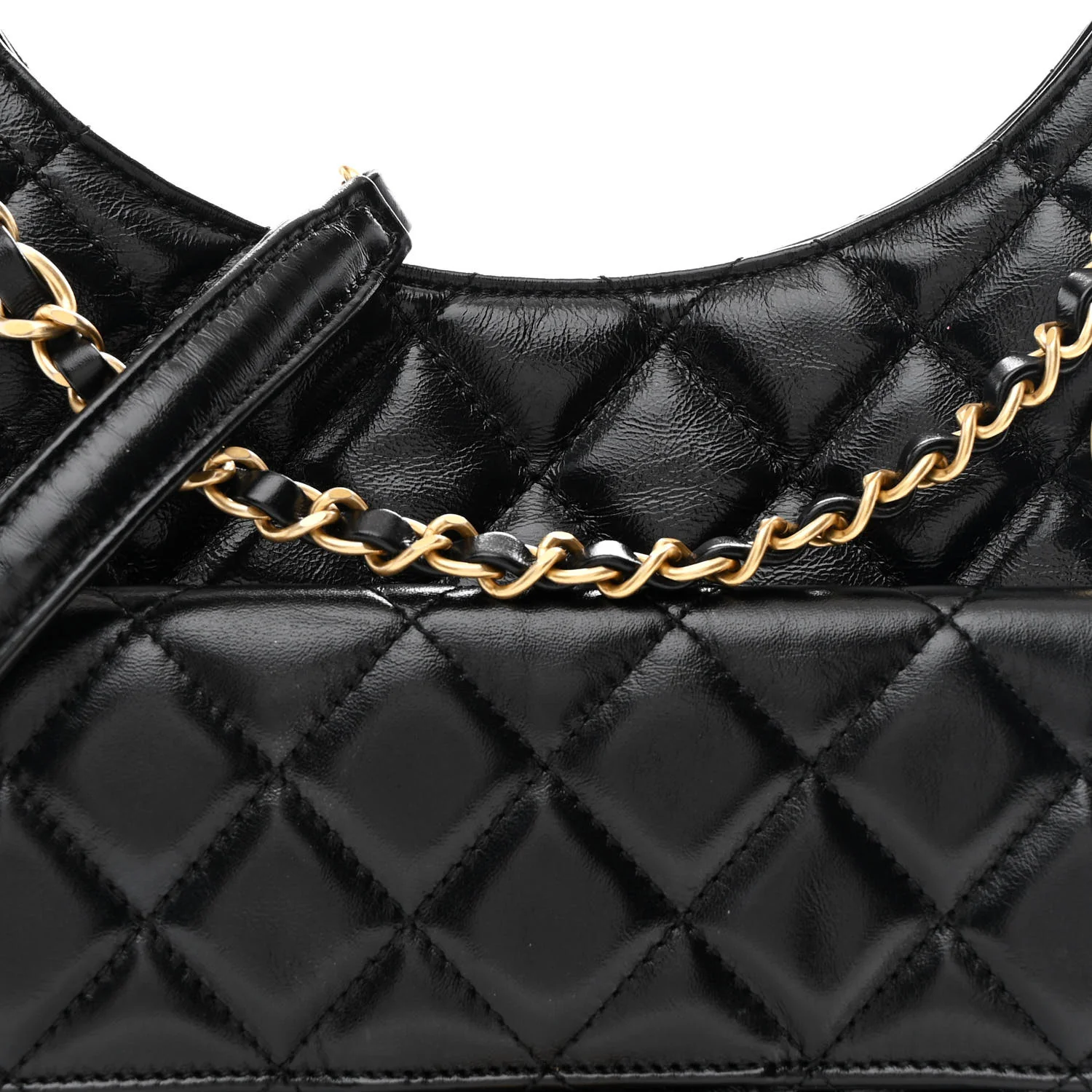 Shiny Crumpled Calfskin Quilted Wavy CC Hobo Black