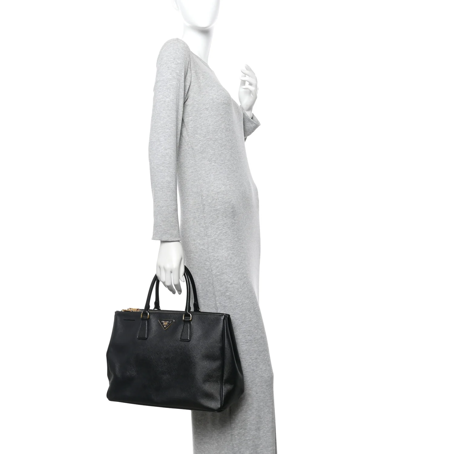 Saffiano Lux Large Galleria Double Zip Tote Black