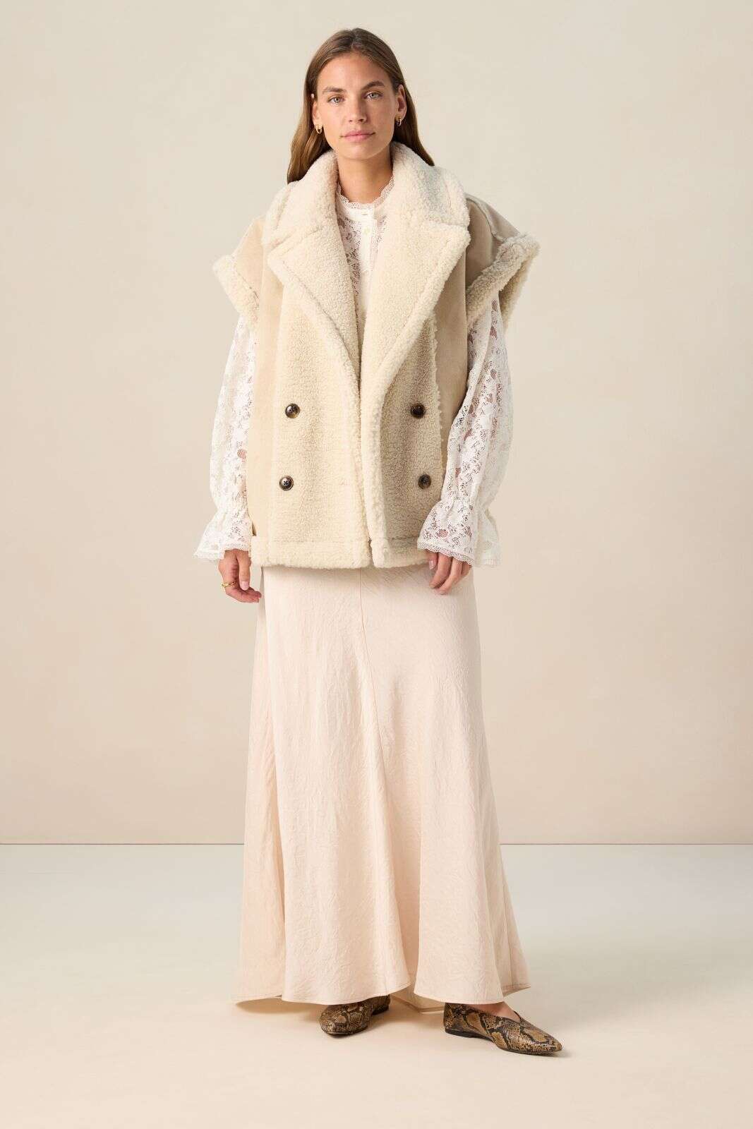 Witte faux lammy reversible bodywarmer