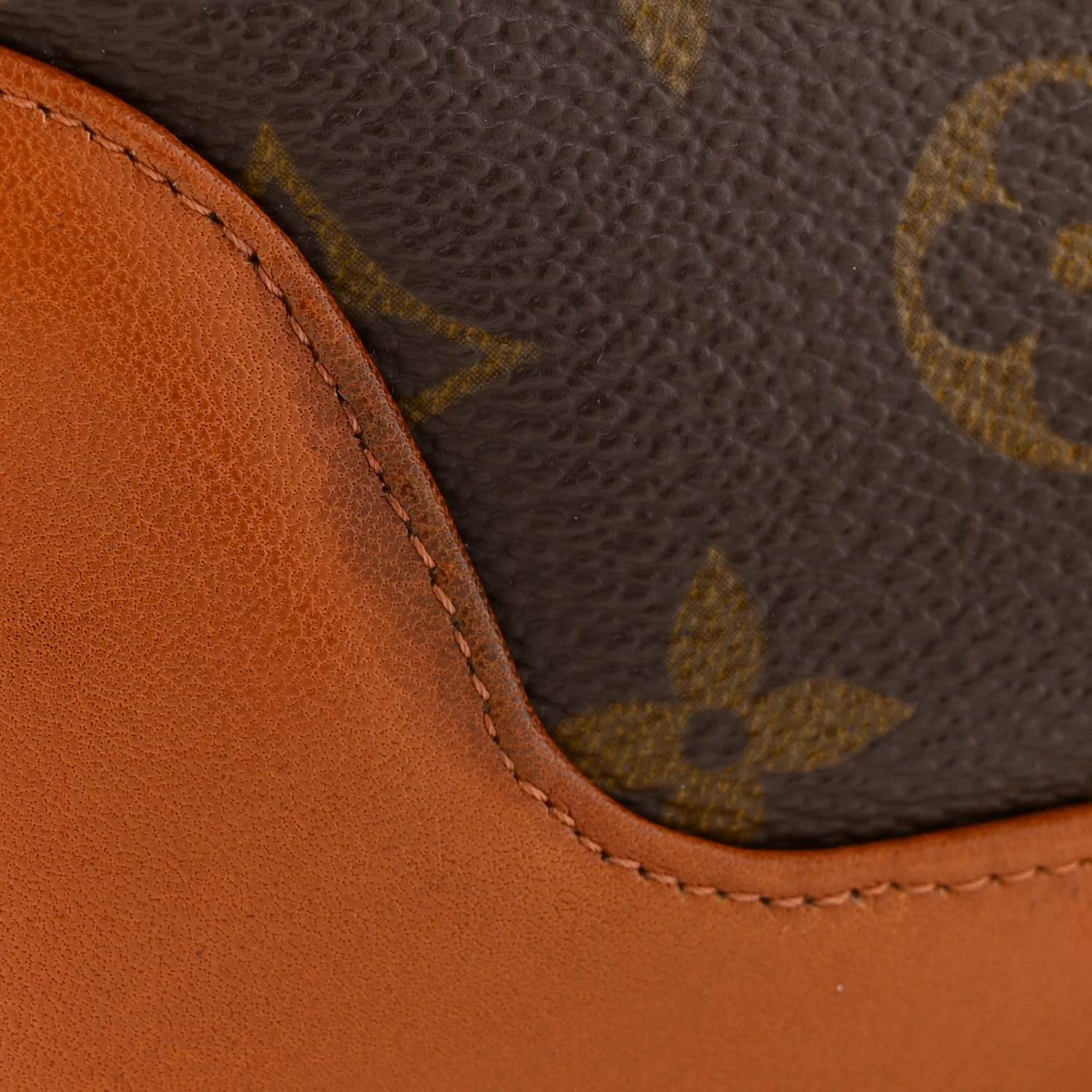 Monogram Saks Boulogne