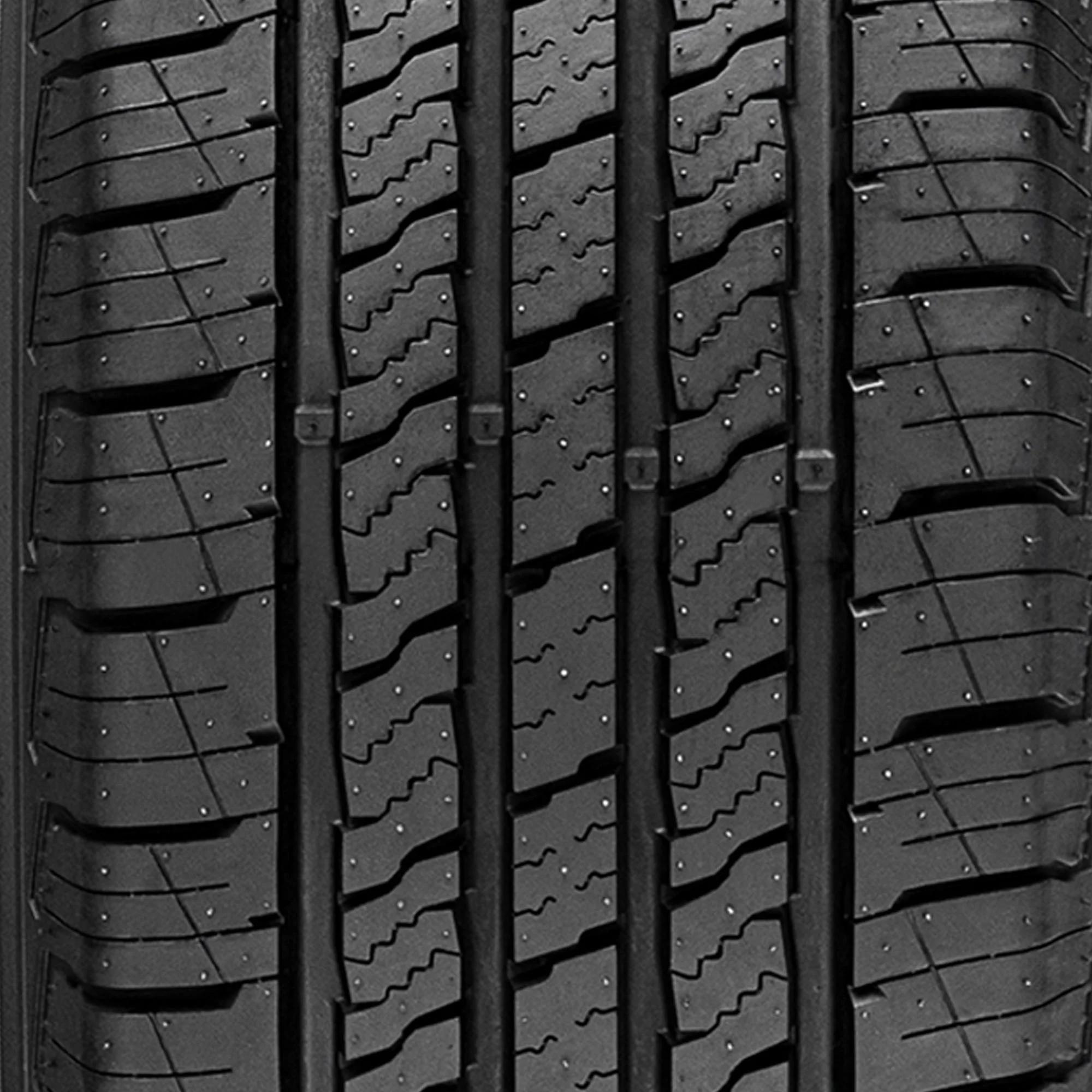 Lionhart Lionclaw HT All-Season 235/65R18 104T Passenger Tire