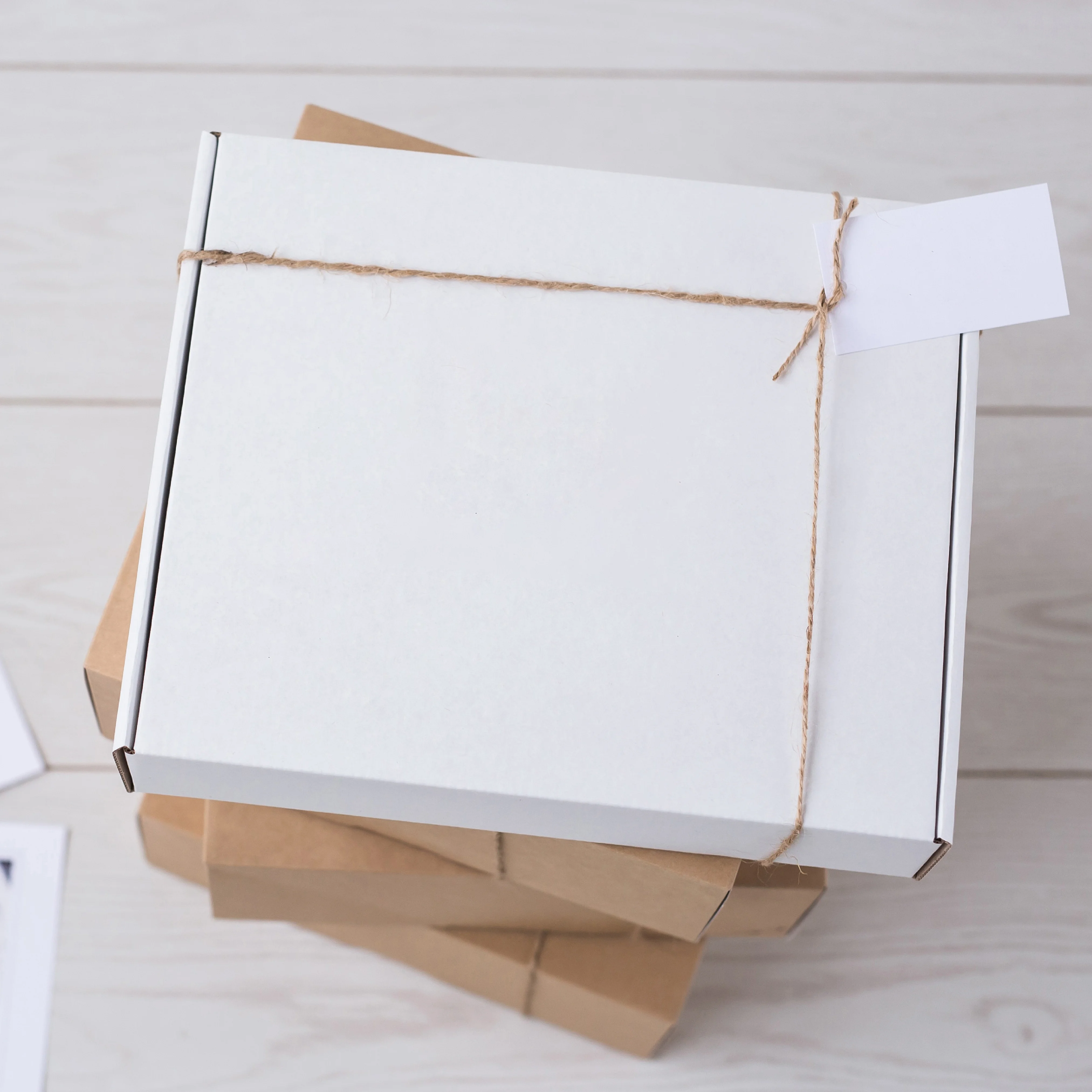 SSBM 14" x 14" x 2" ECT-32B Deluxe White Literature Shipping Mailers 50/Case