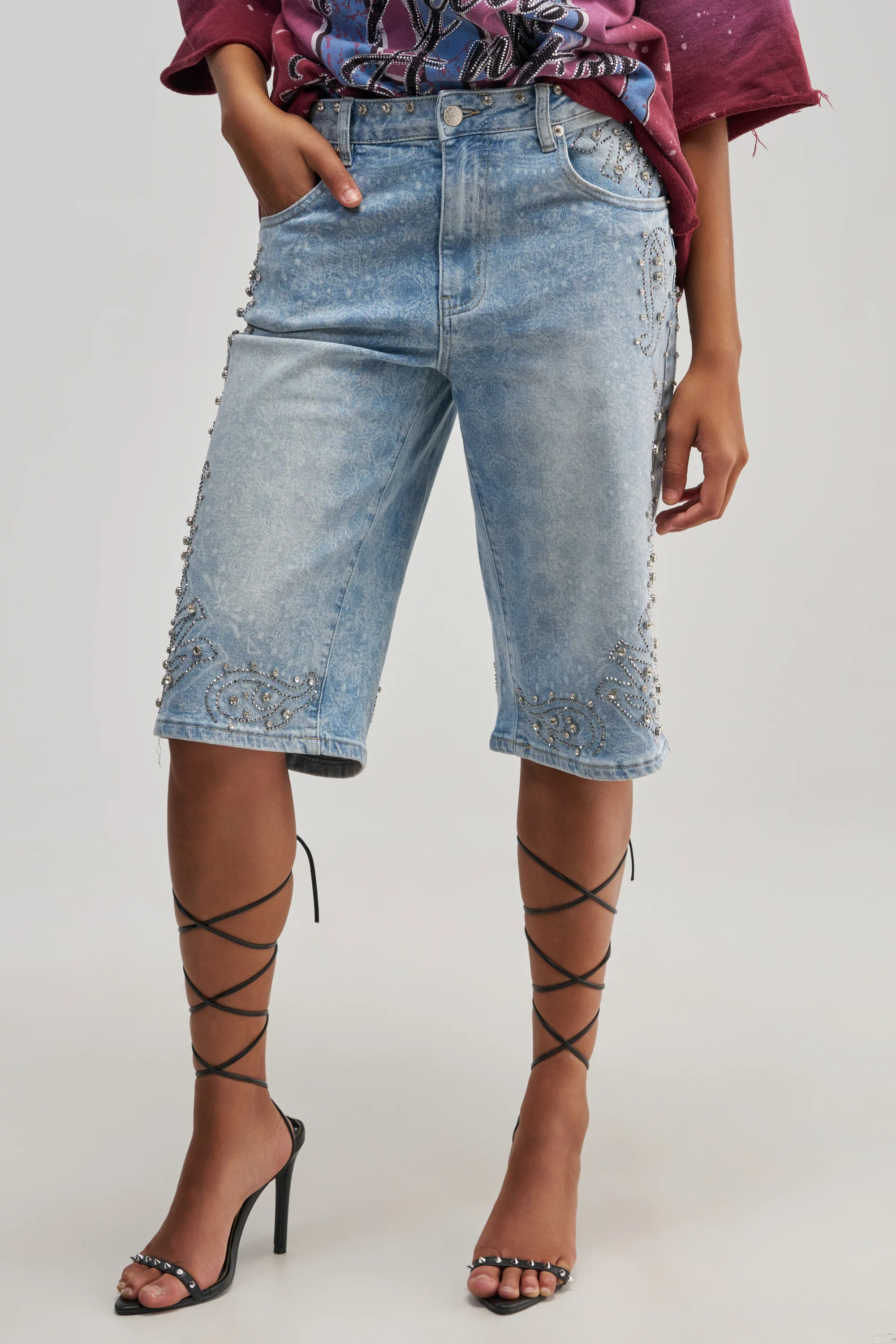 BLING CITY BERMUDA SHORT - Akira Store