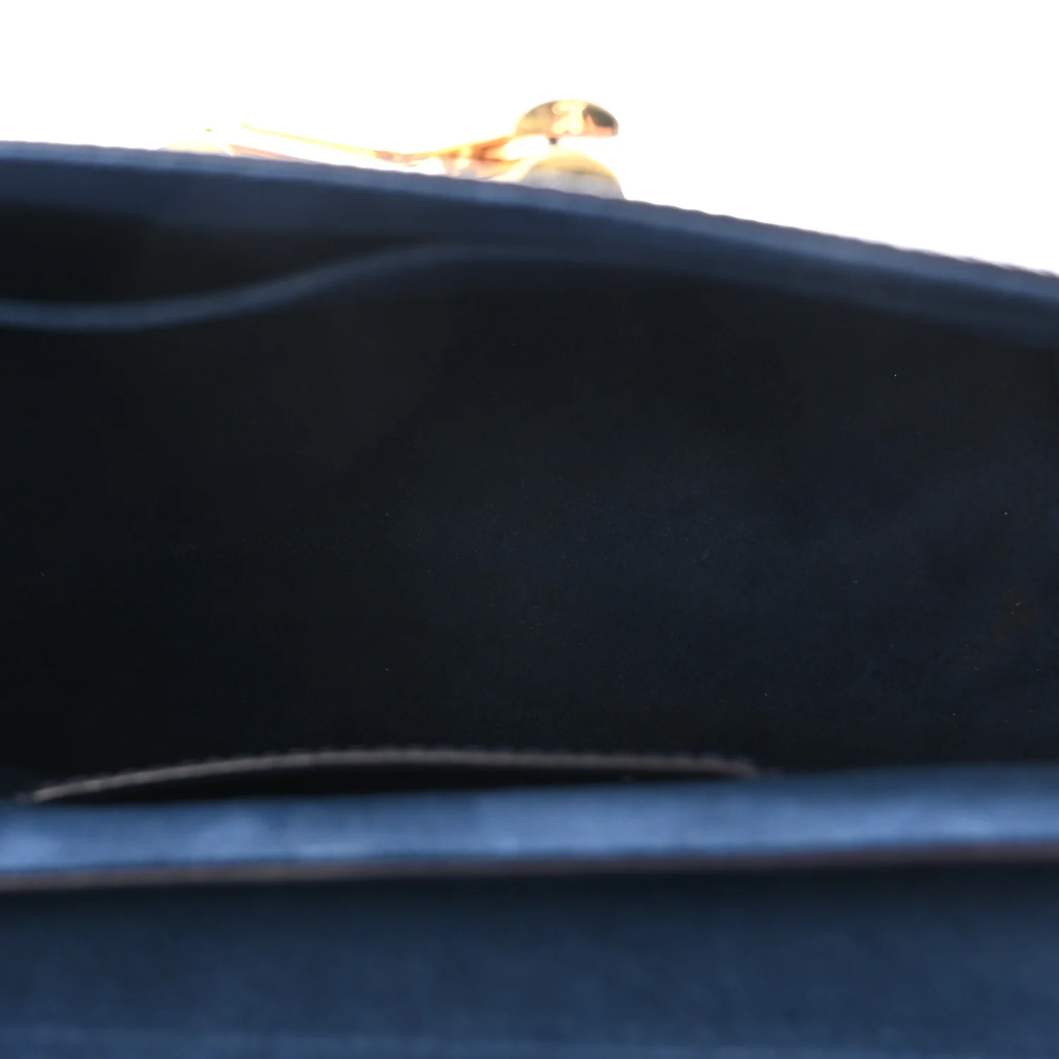 Epi Twist Shoulder Bag MM Indigo
