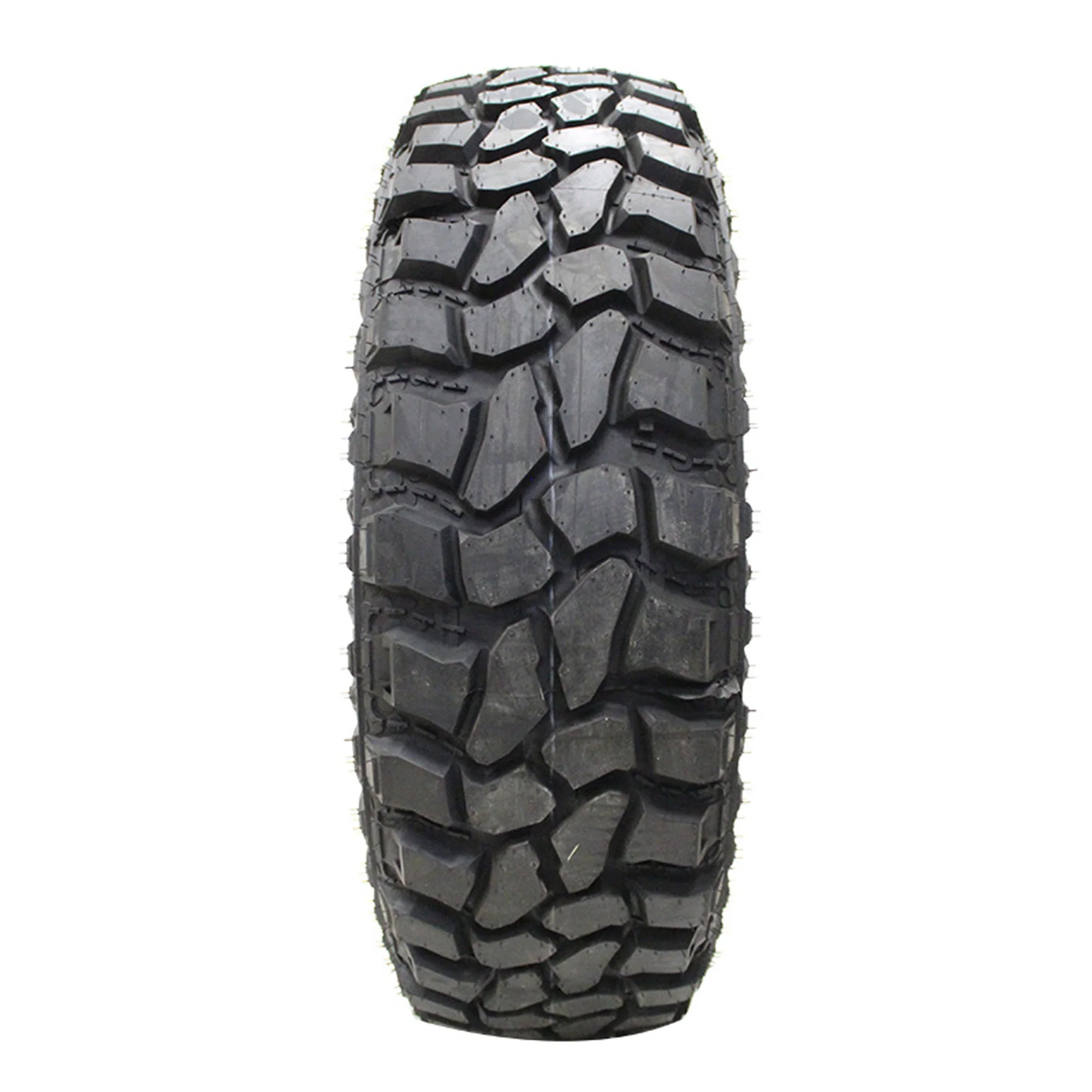 GT Radial Komodo MT Plus Mud-Terrain LT235/75R15 104/101Q C Light Truck Tire