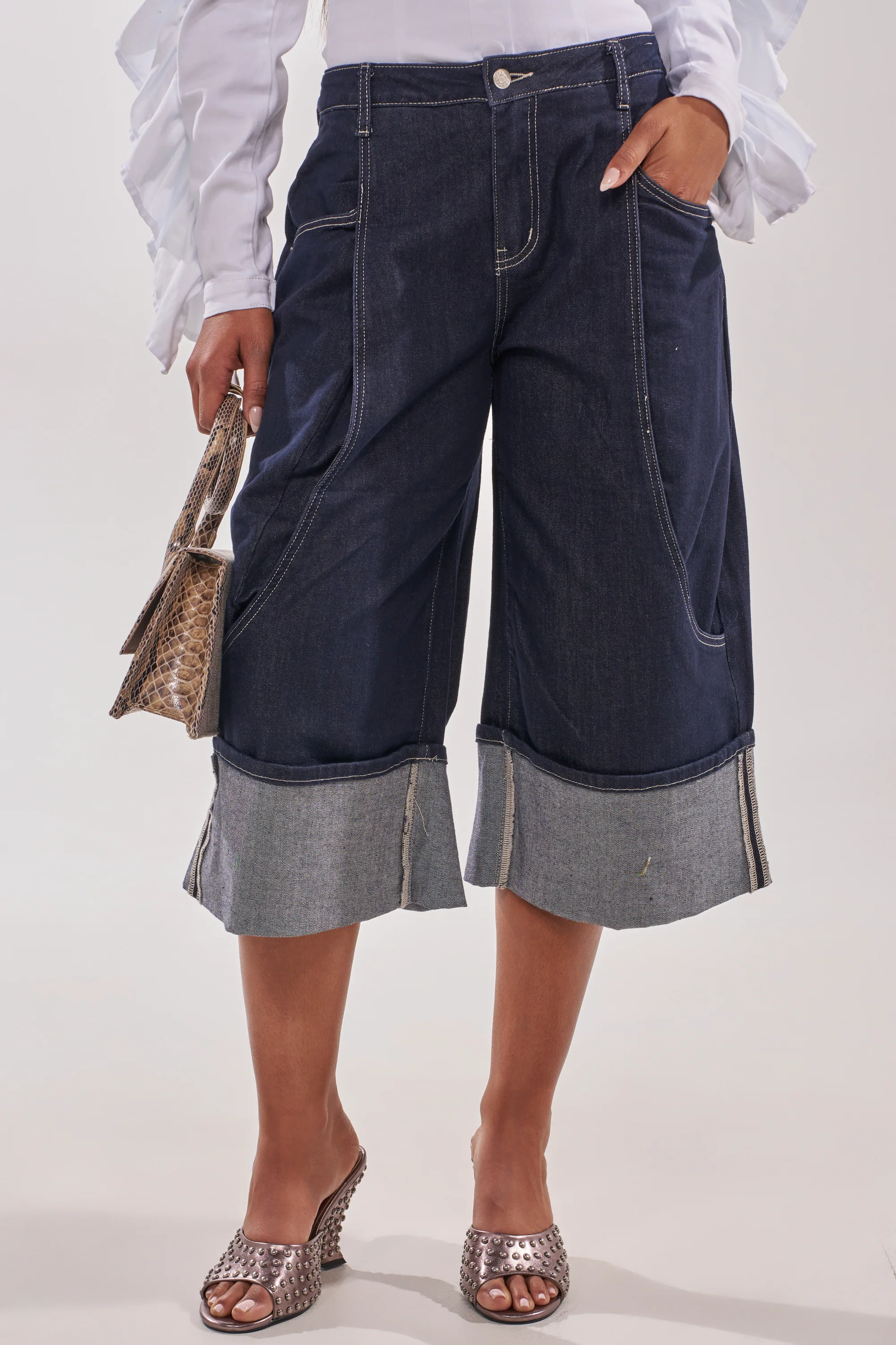 COME WITH ME DENIM BERMUDA SHORT - Akira Store