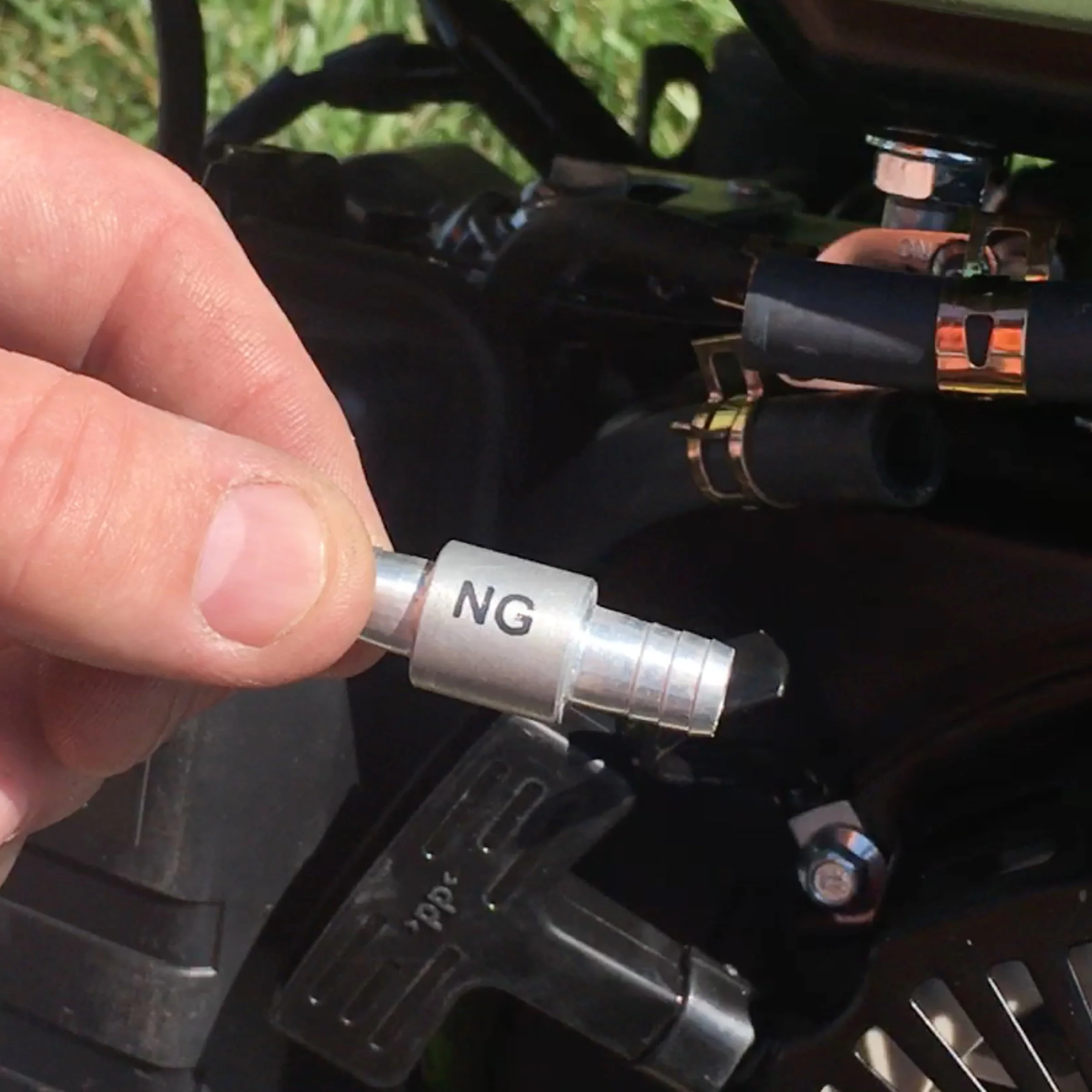 4000 Surge Watts Portable Tri Fuel Generator - Image 5