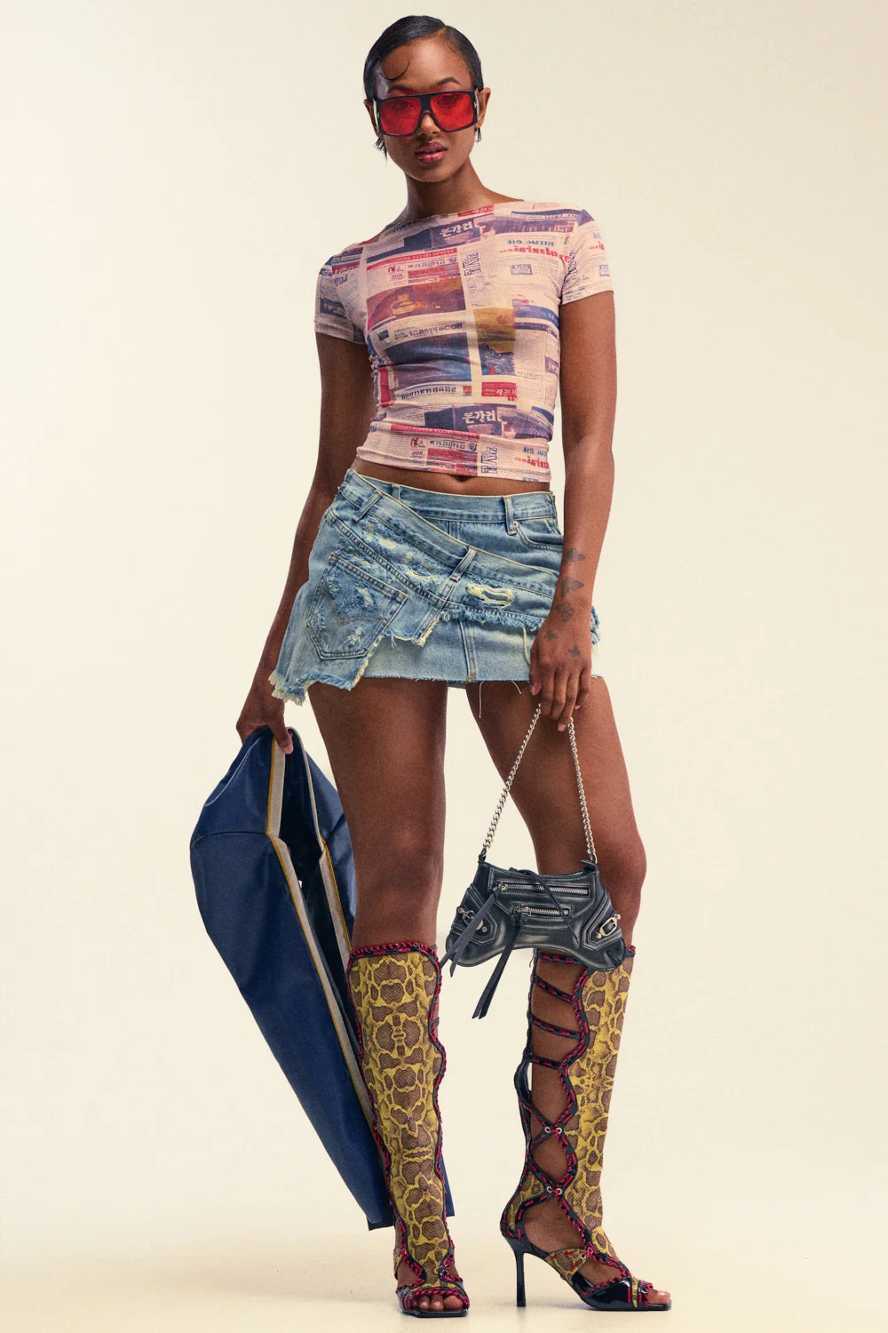 DUMP HIM LOW RISE DENIM MINI SKIRT - Akira Store