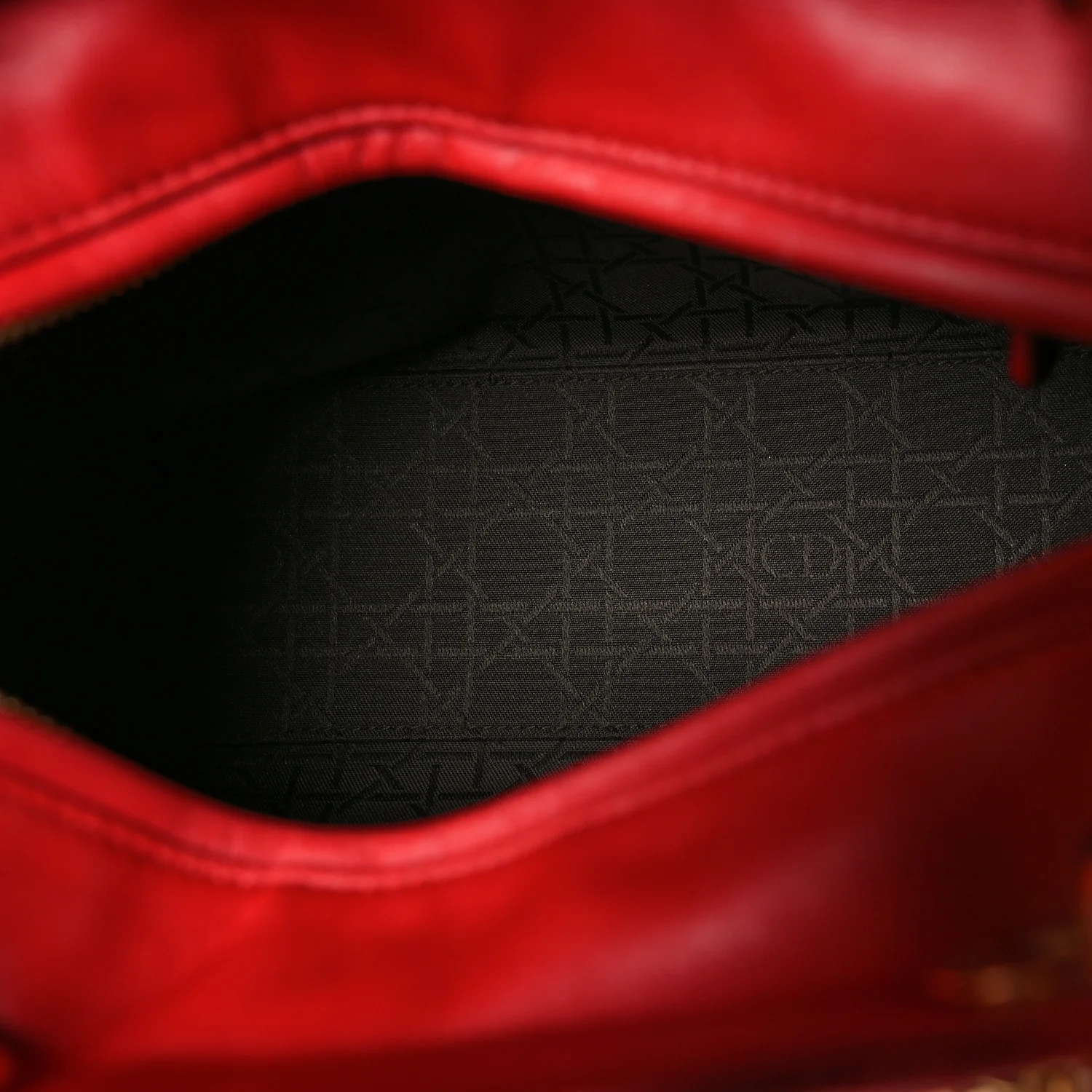Lambskin Cannage Medium Lady Dior Red