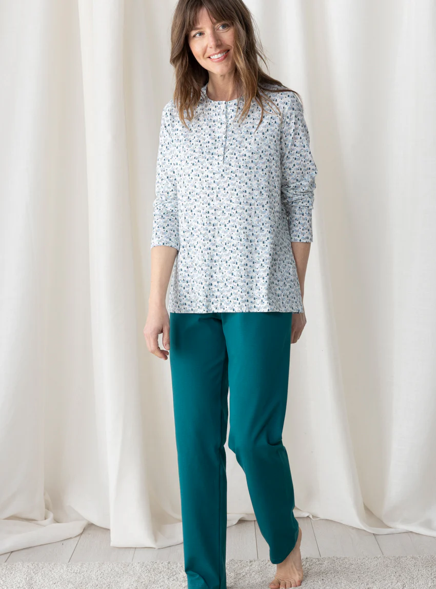 Pyjama femme en maille jersey sapins verts