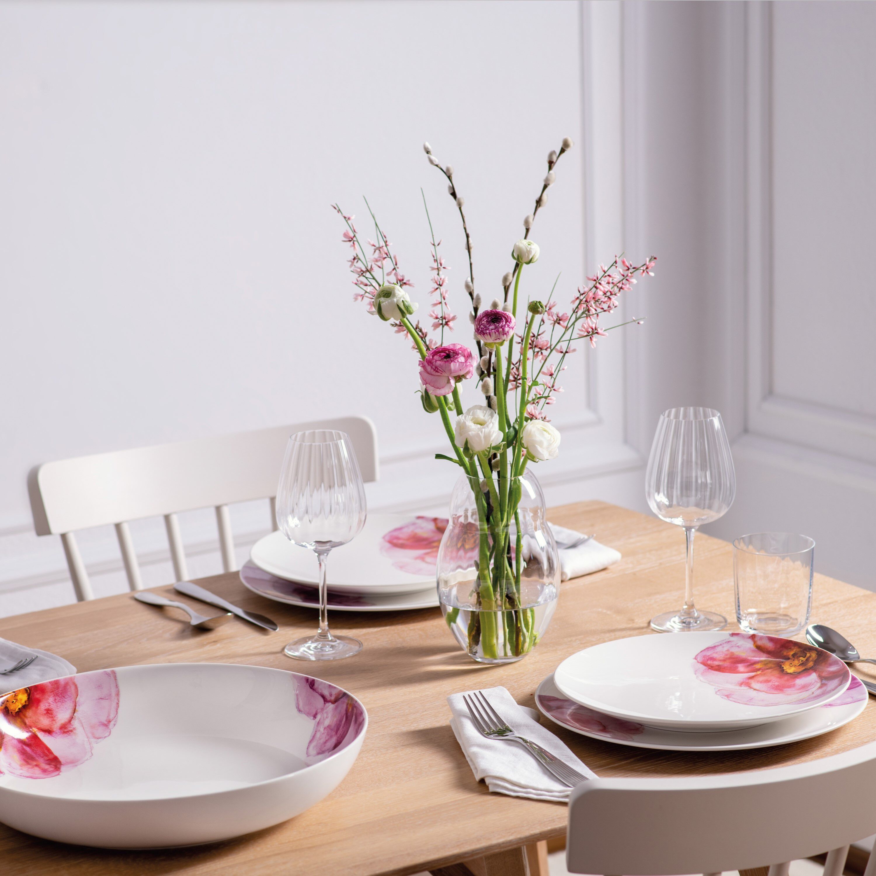 Rose Garden Dinnerware set - Multi-colored