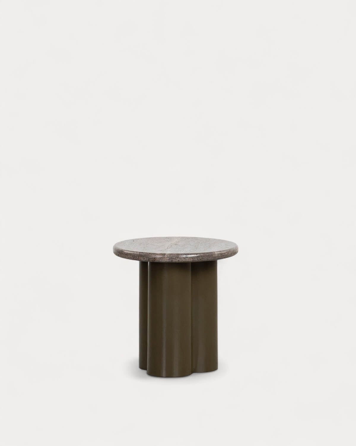 Trébolo - Mesa Auxiliar Redonda de Mármol Travertino y Metal (Ø40 cm) Trébolo